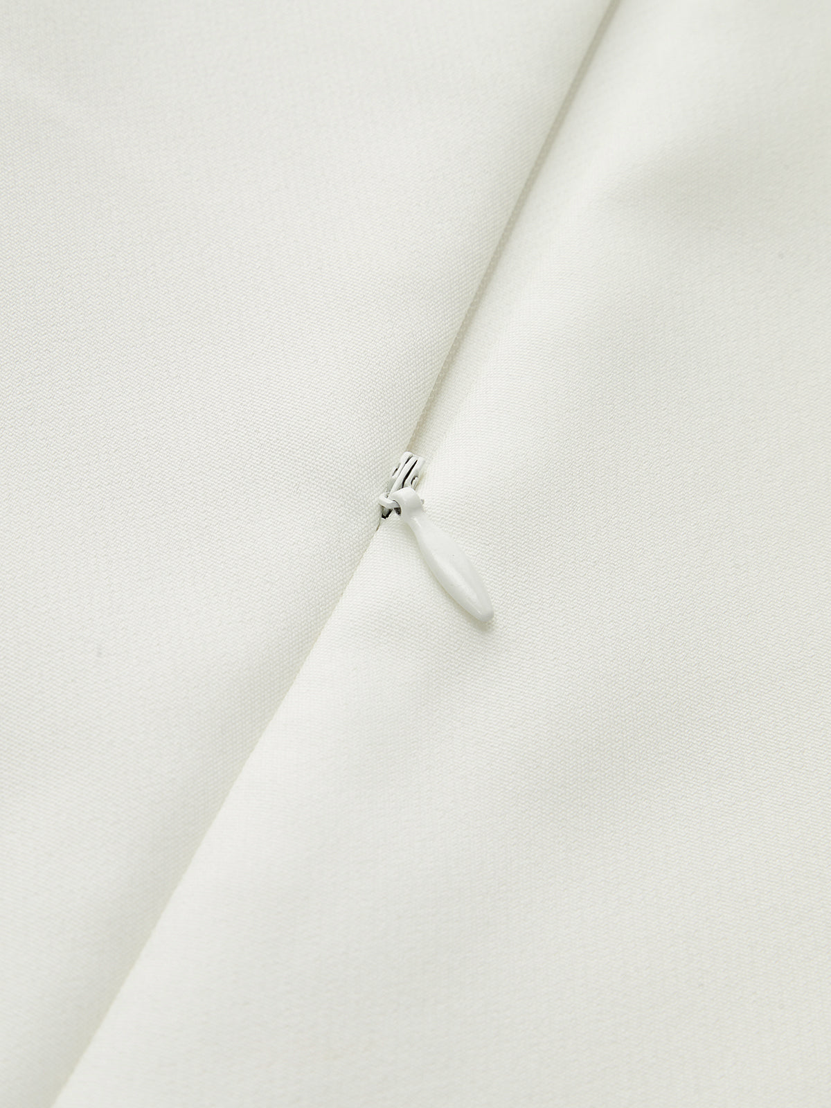 Haut à manches longues et col montant torsadé