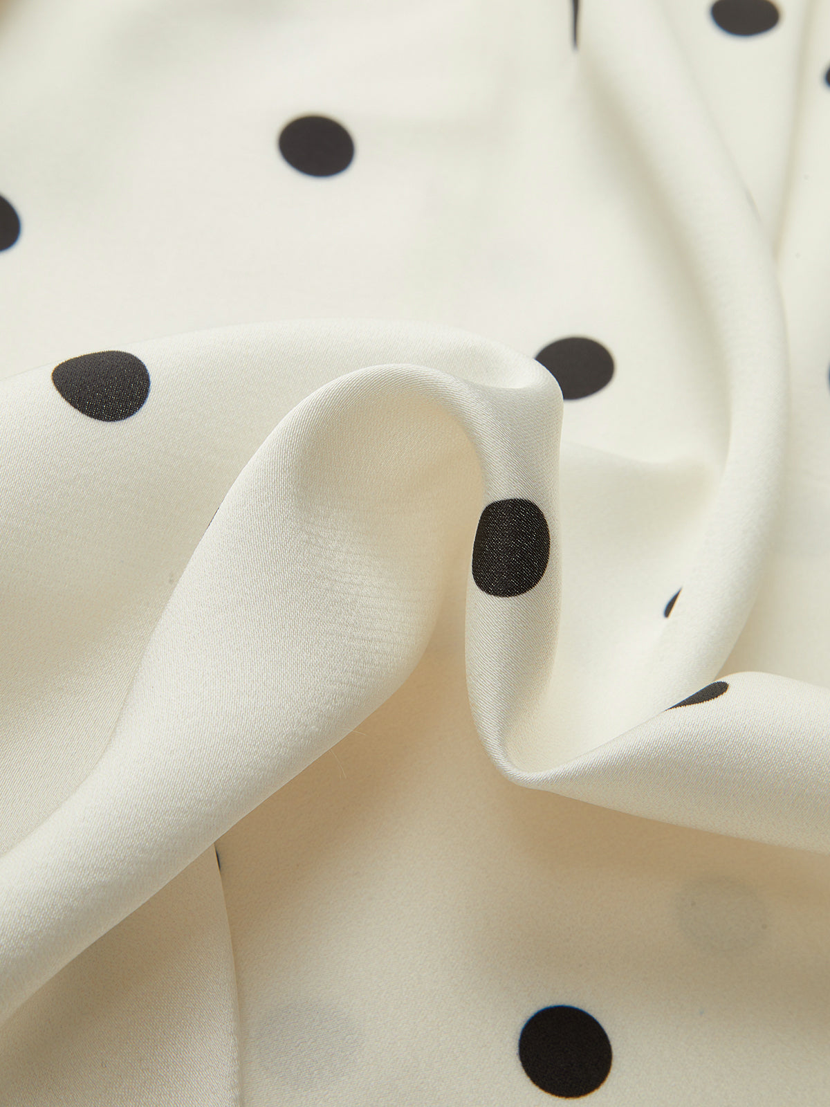 Robe blazer ceinturée à pois
