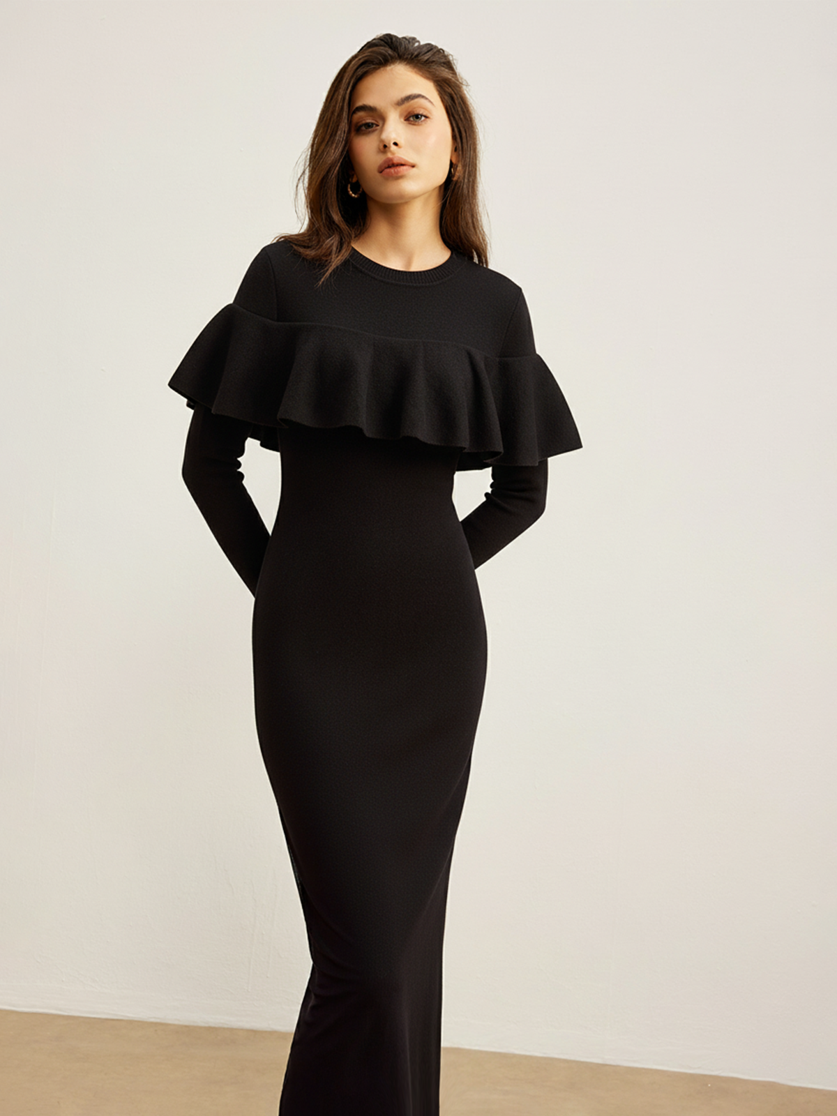 Robe longue à manches longues et détails volantés