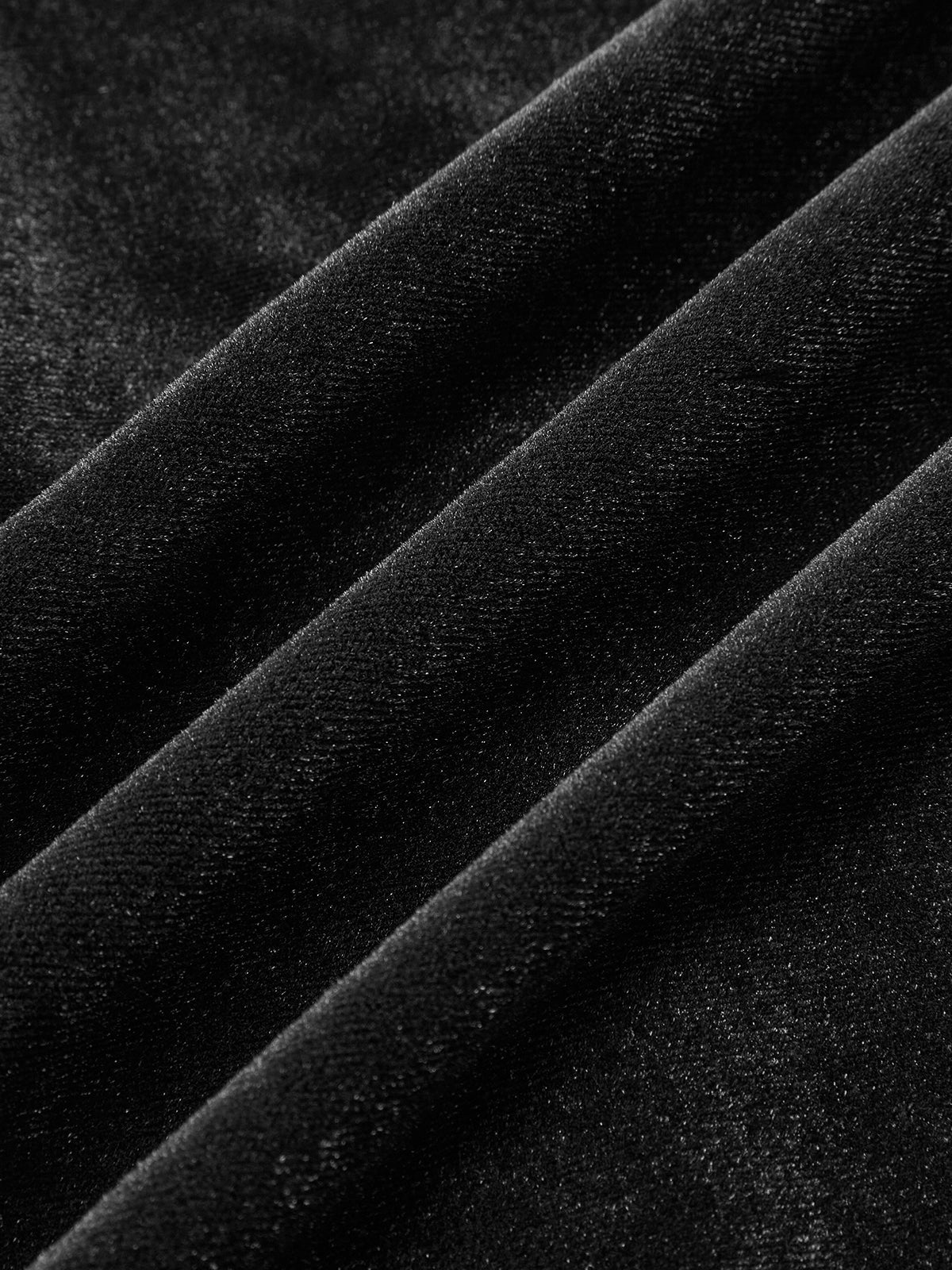 Robe longue maxi en velours à empiècements de dentelle et manches longues