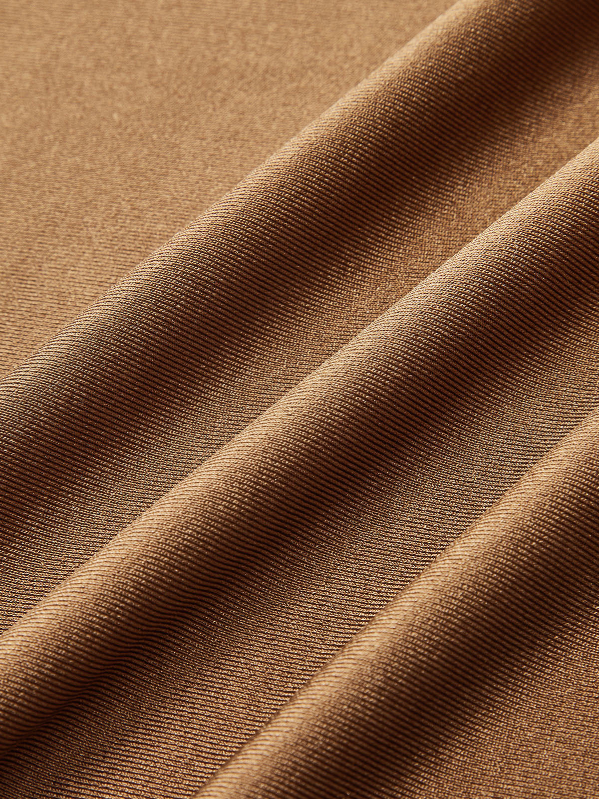 Maxikleid mit Wasserfallausschnitt und ausgestellten Ärmeln