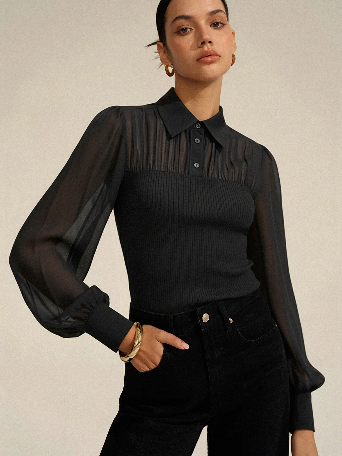 Geripptes, halbtransparentes Langarmshirt
