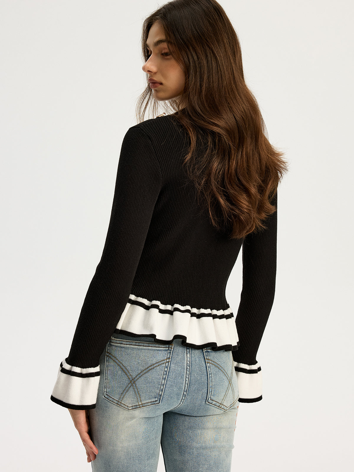 Contrast Ruffled Hem Sweater