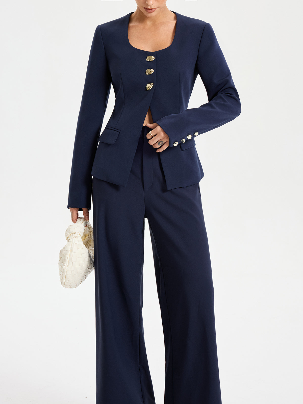 Blazer à col carré et boutons métalliques