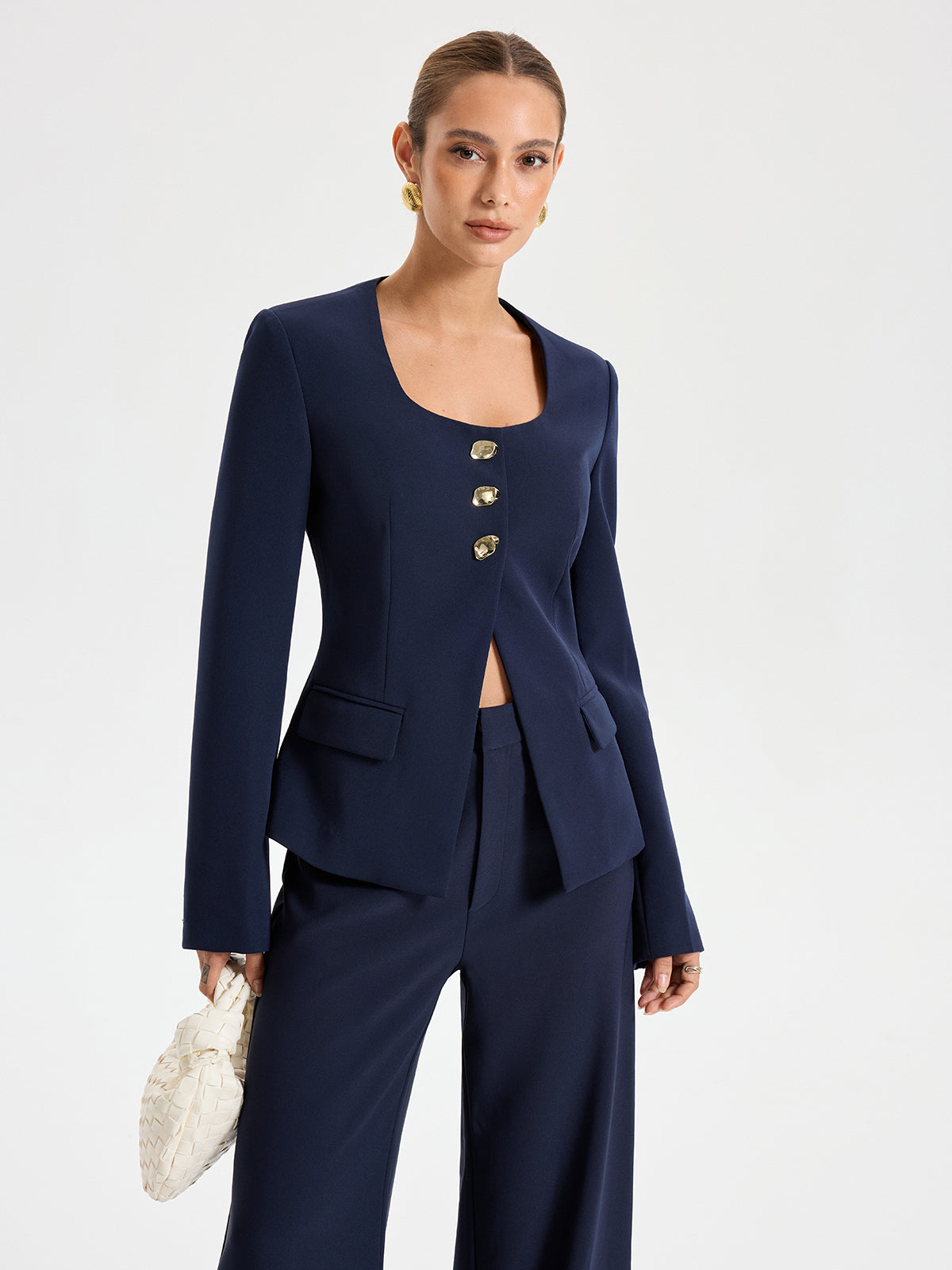 Blazer à col carré et boutons métalliques
