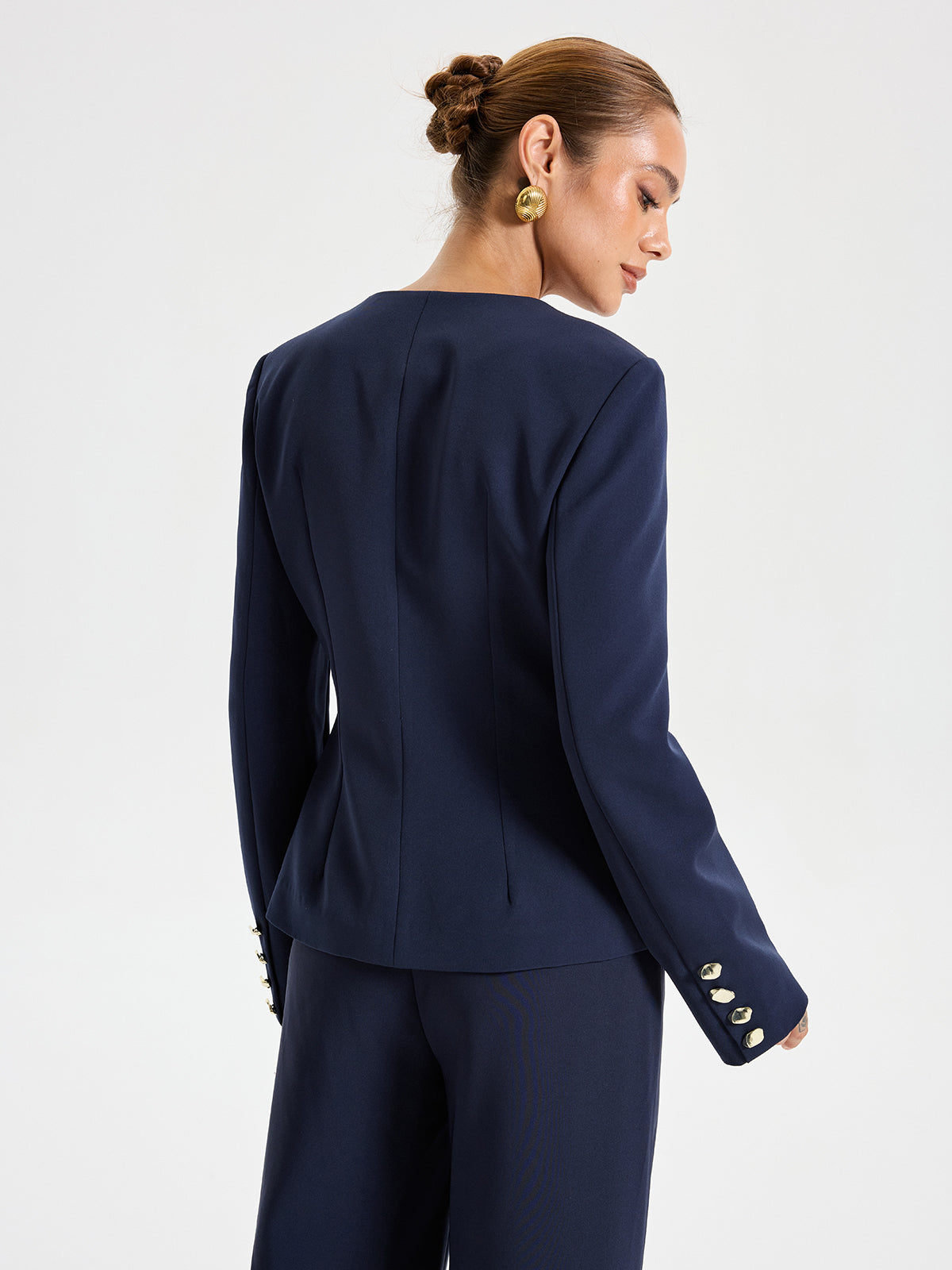 Blazer mit eckigem Ausschnitt und Metallknöpfen