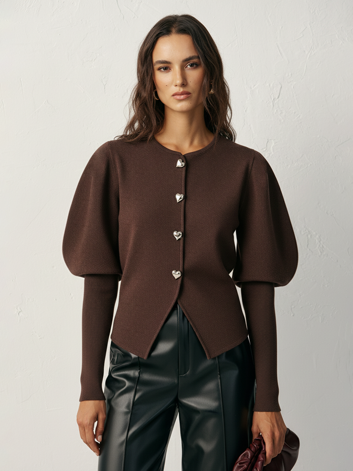 Gilet en tricot de laine mélangée à manches gigot et boutons cœurs