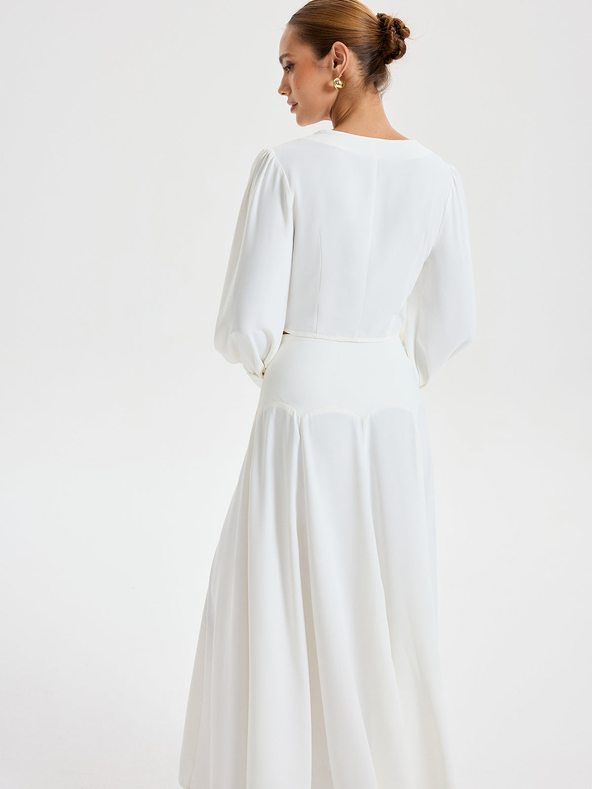 Ensemble crop top à manches longues et jupe longue
