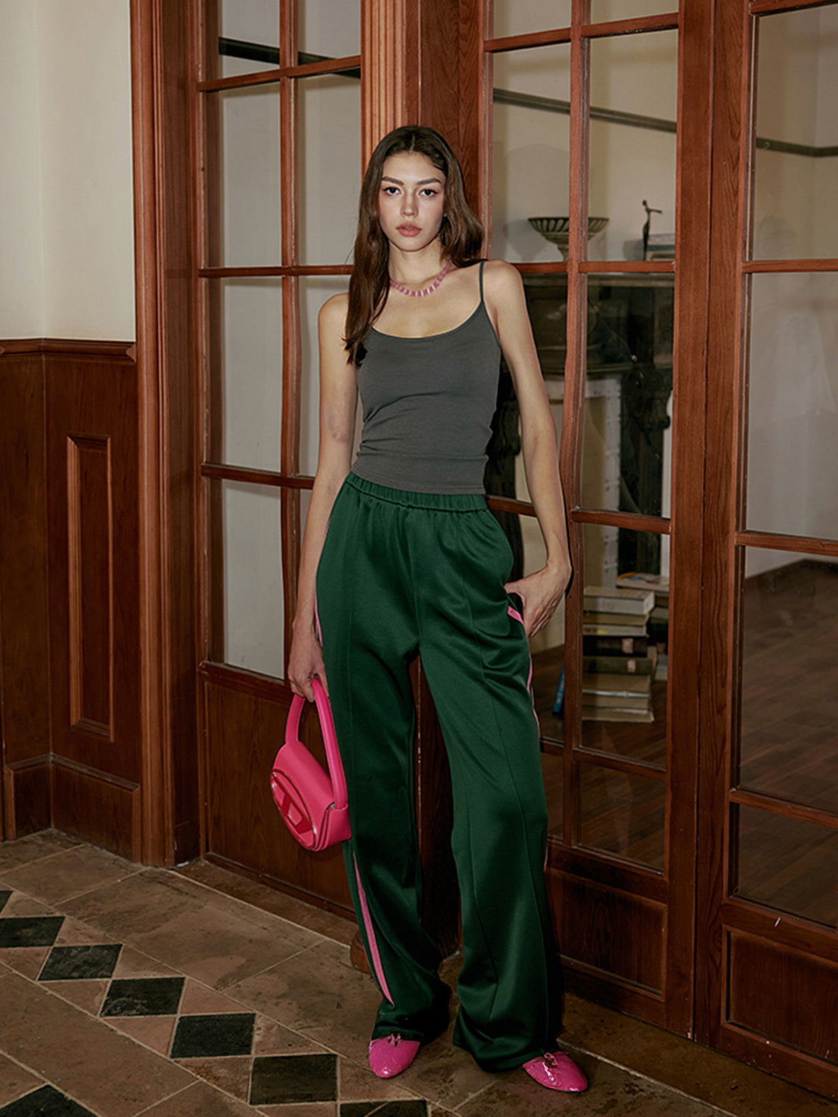 High-Waist-Sweatpants mit Seitenstreifen