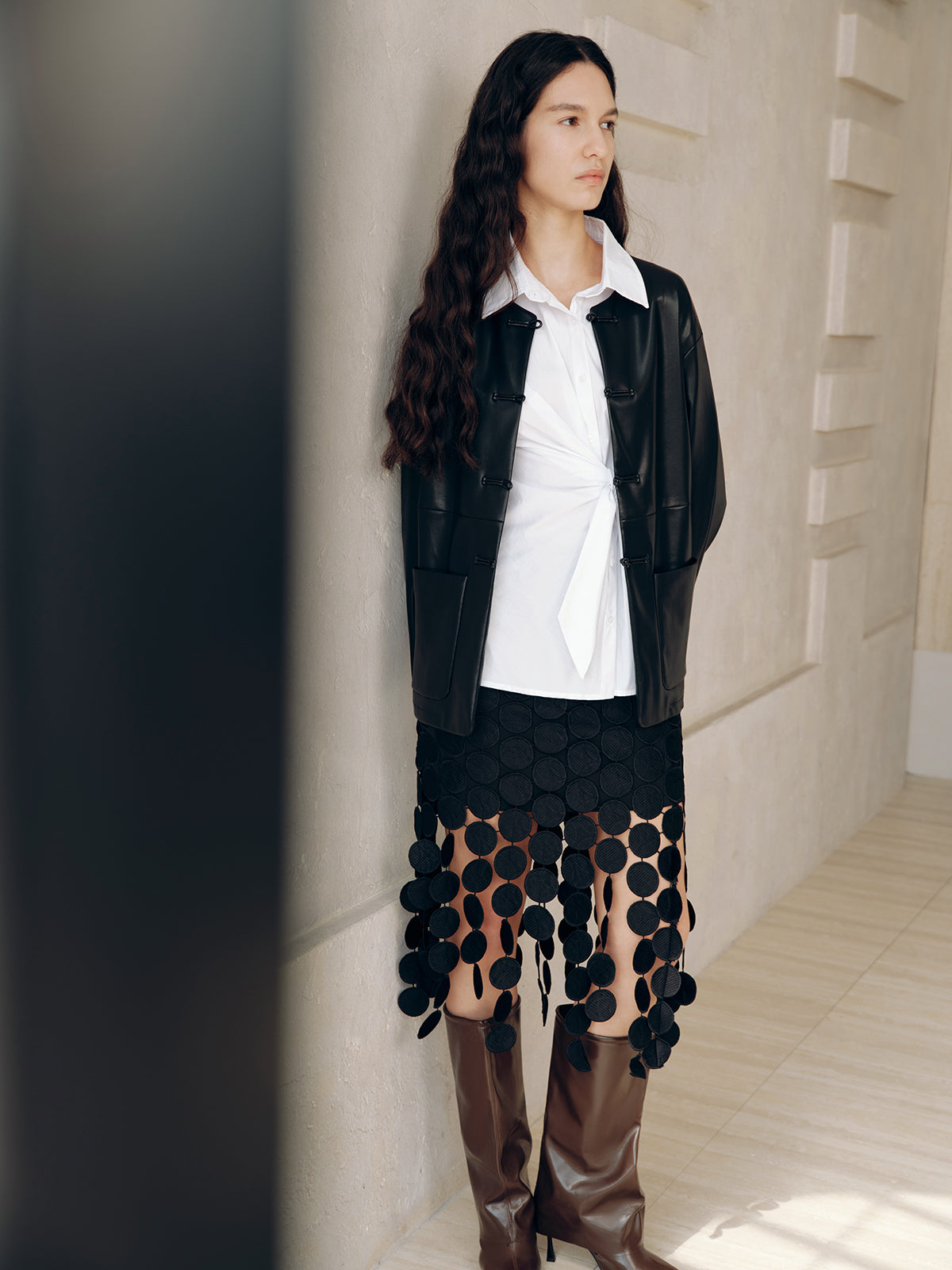 Kunstlederjacke mit Knotenknöpfen
