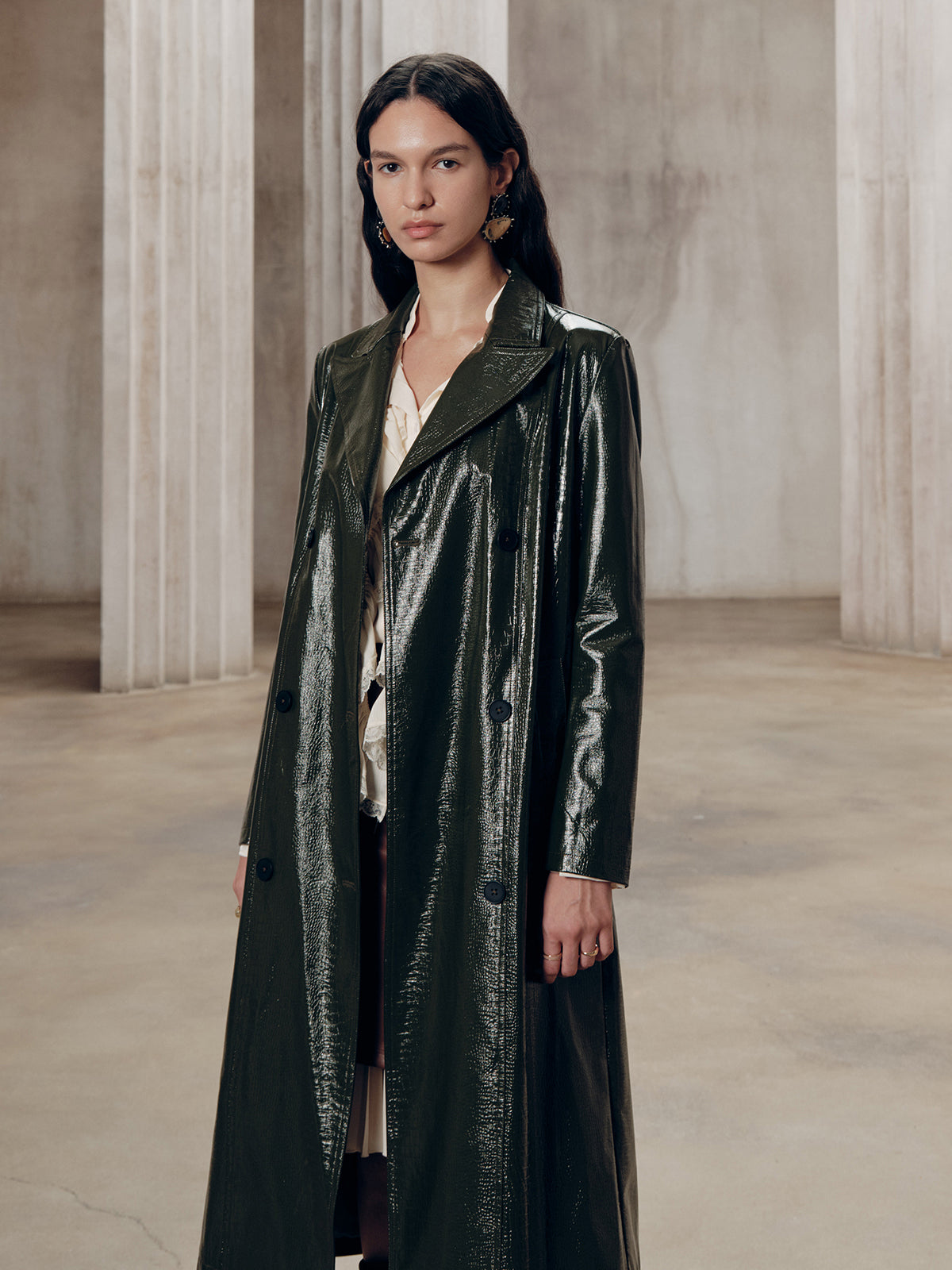 Manteau ceinturé en similicuir à double boutonnage et dégradé