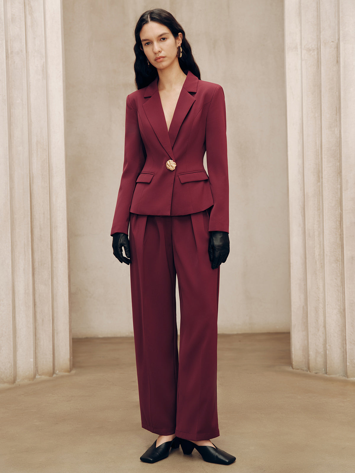 Plissierte Marlenehose mit mittlerer Bundhöhe