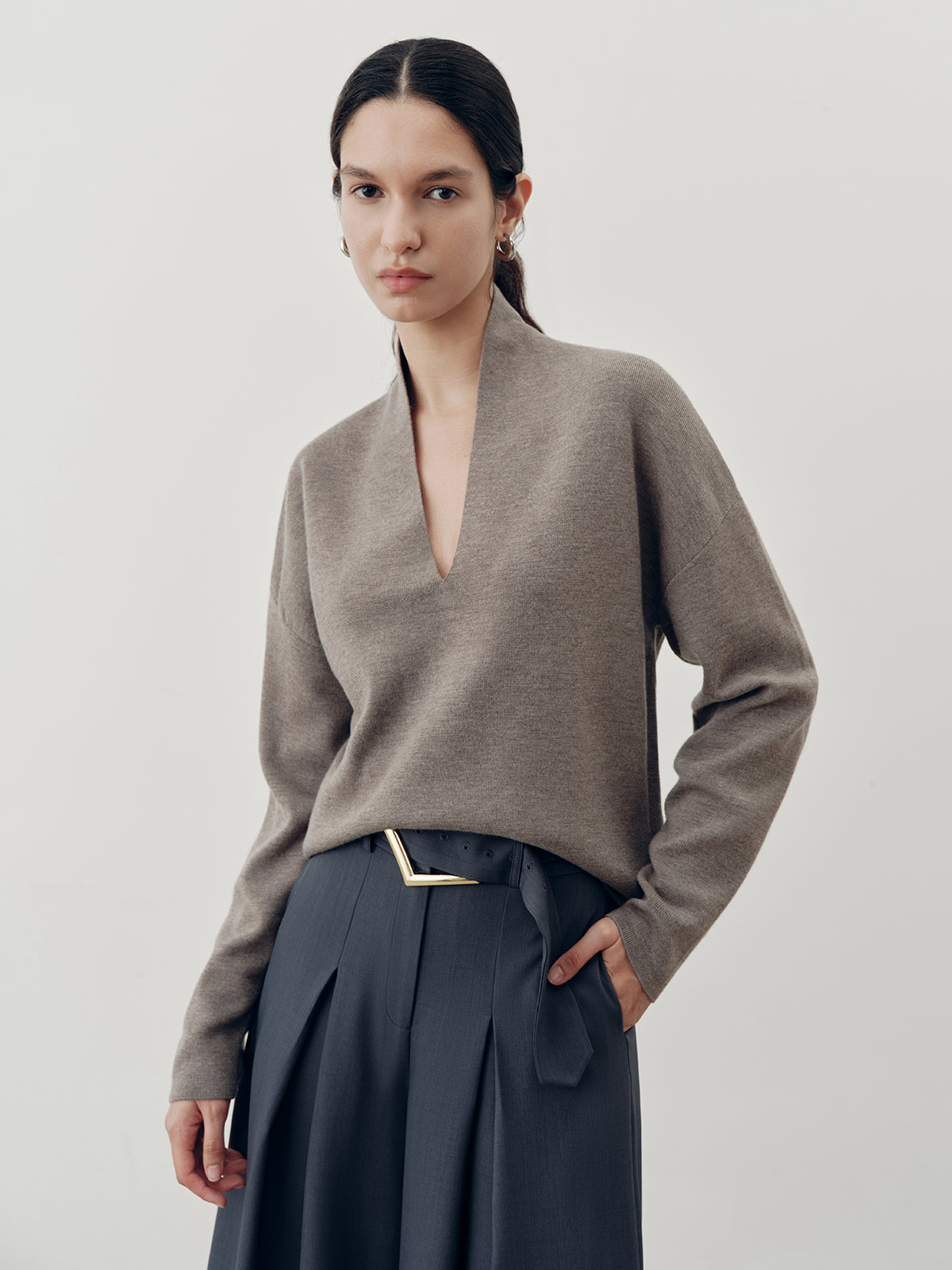Wollmischung Pullover mit tiefem V-Ausschnitt