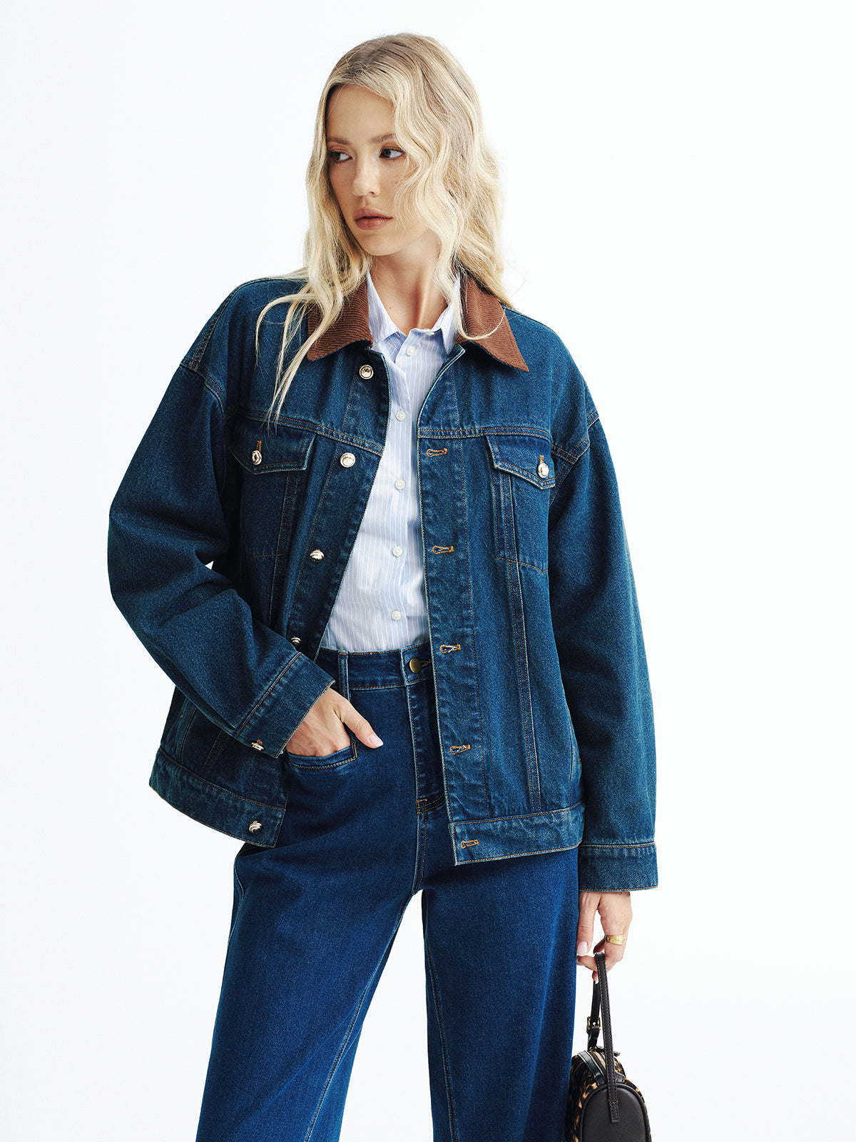 Jeansjacke mit Cordkragen