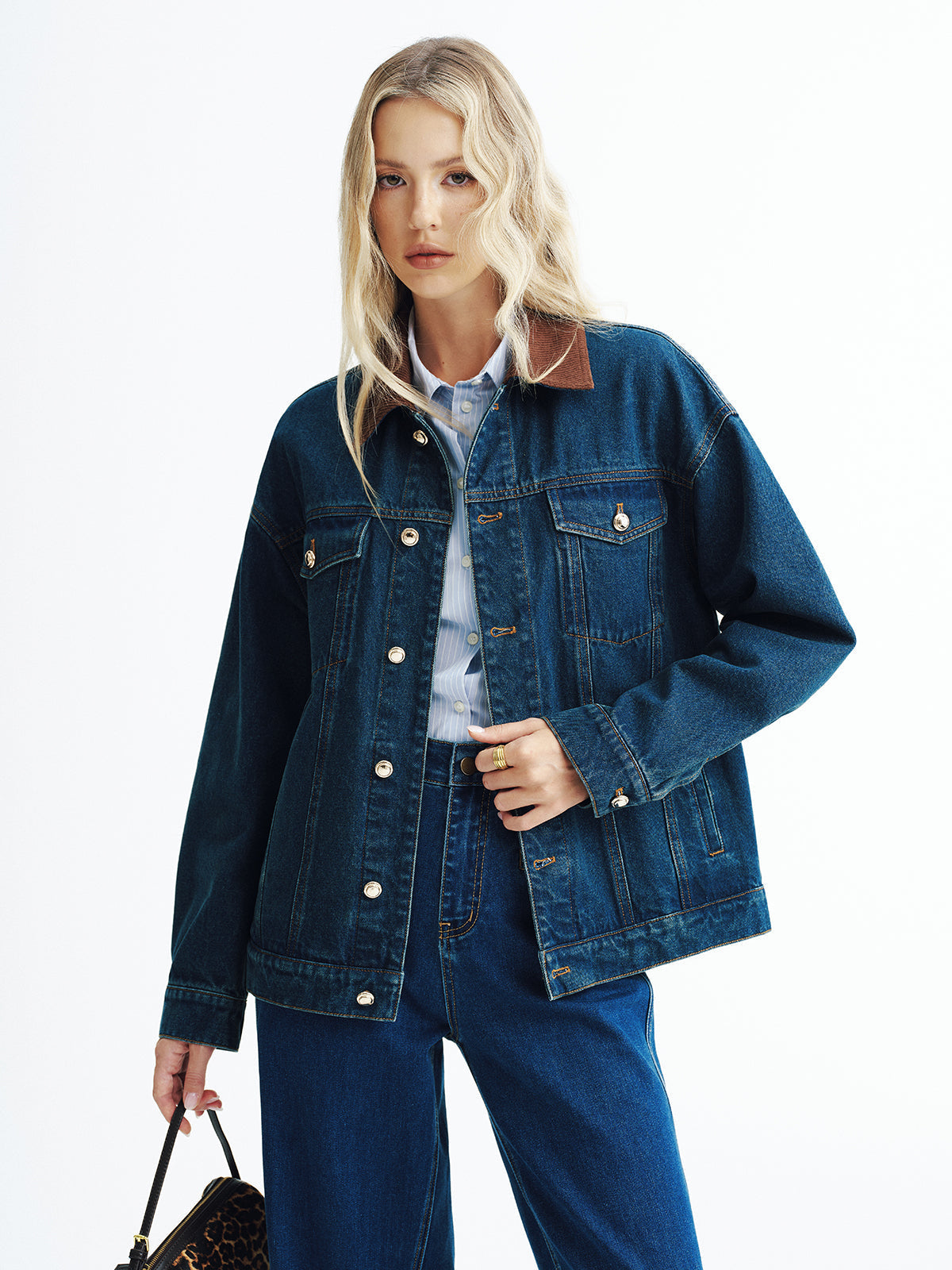 Jeansjacke mit Cordkragen