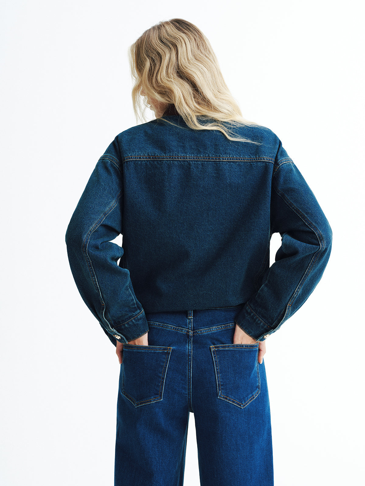 Veste en jean à col en velours côtelé