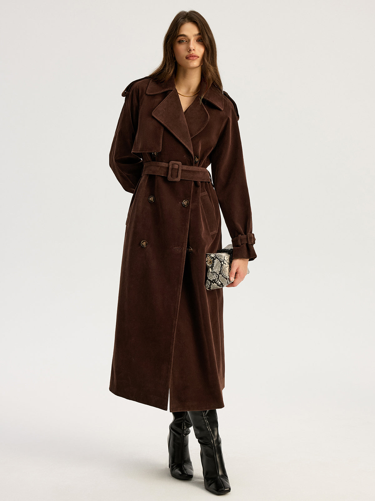 Gürtel-Trenchcoat in Wildlederoptik mit doppelreihiger Knopfleiste