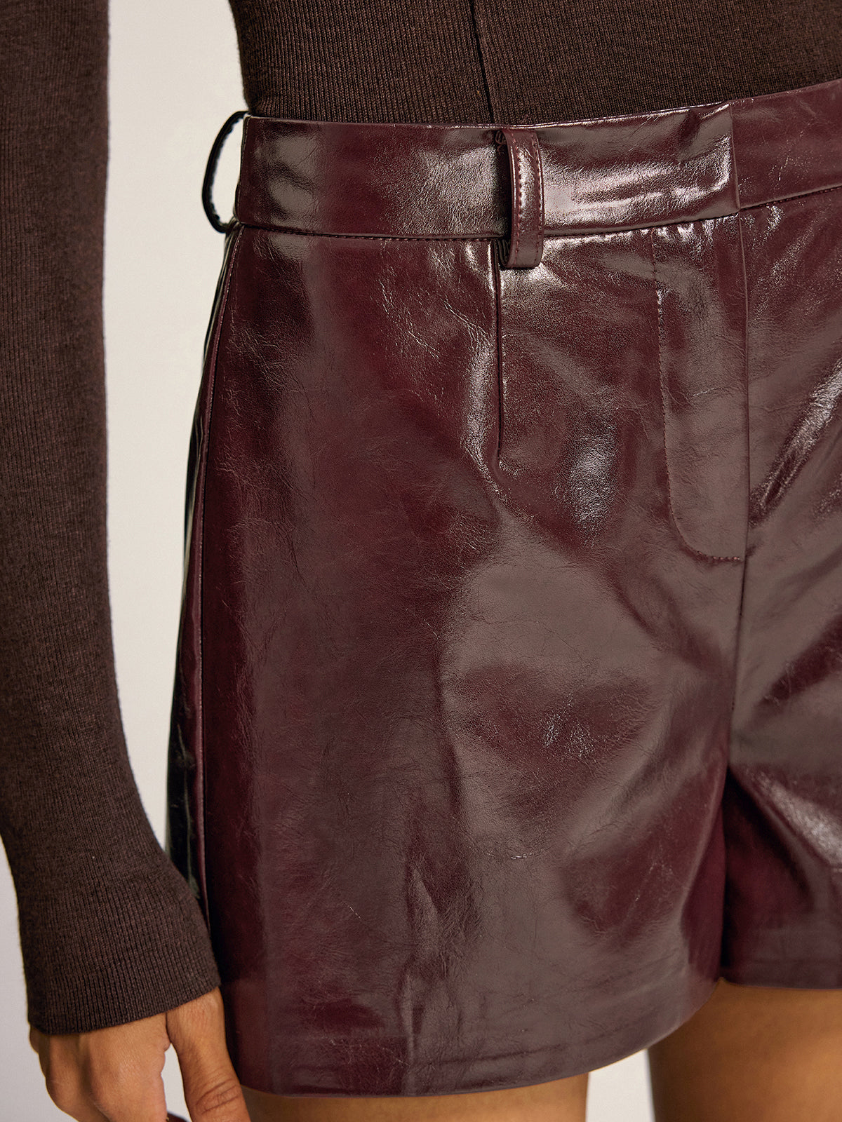 Shorts en similicuir sans ceinture