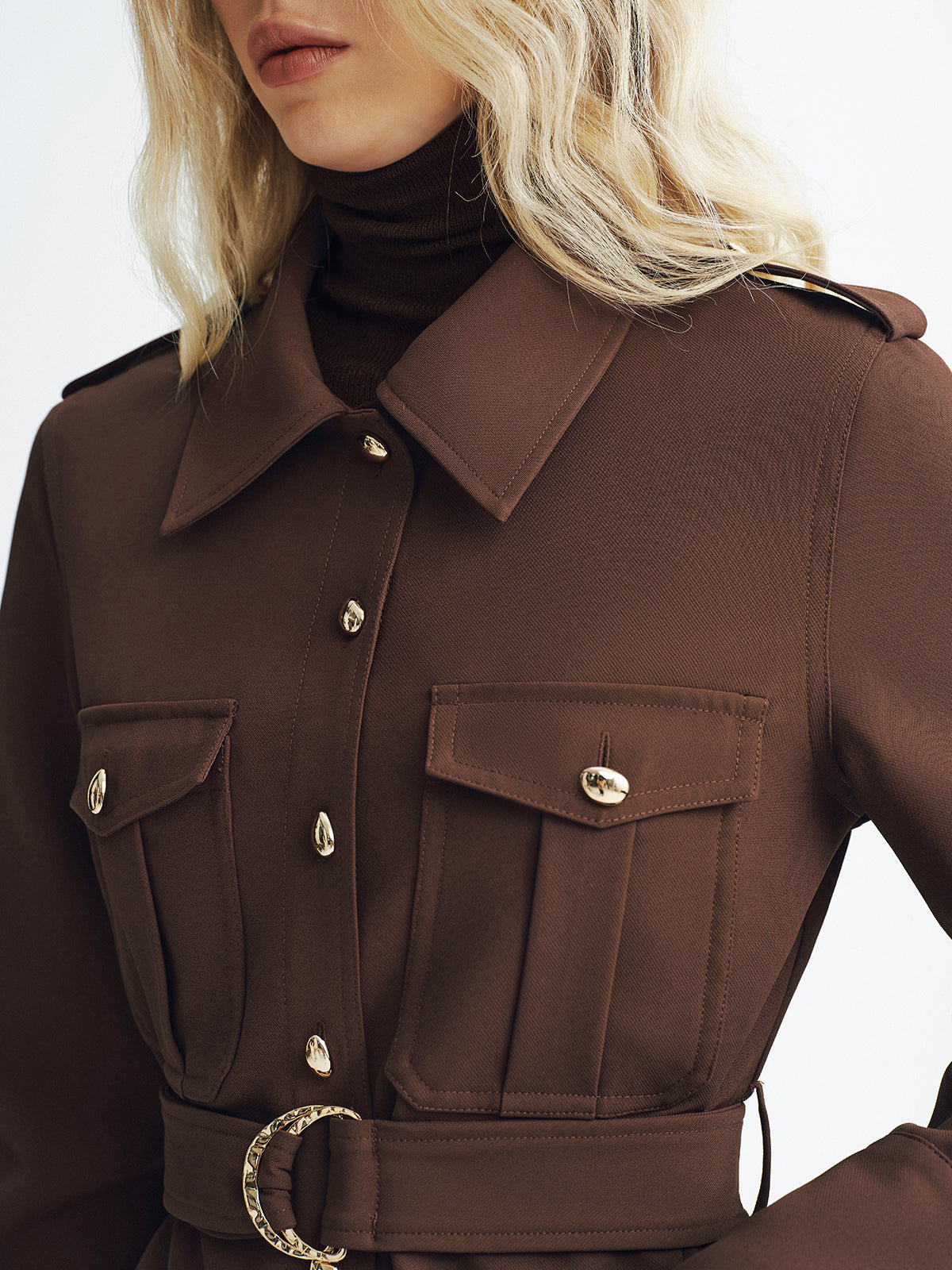 Trench-coat utilitaire ceinturé à col