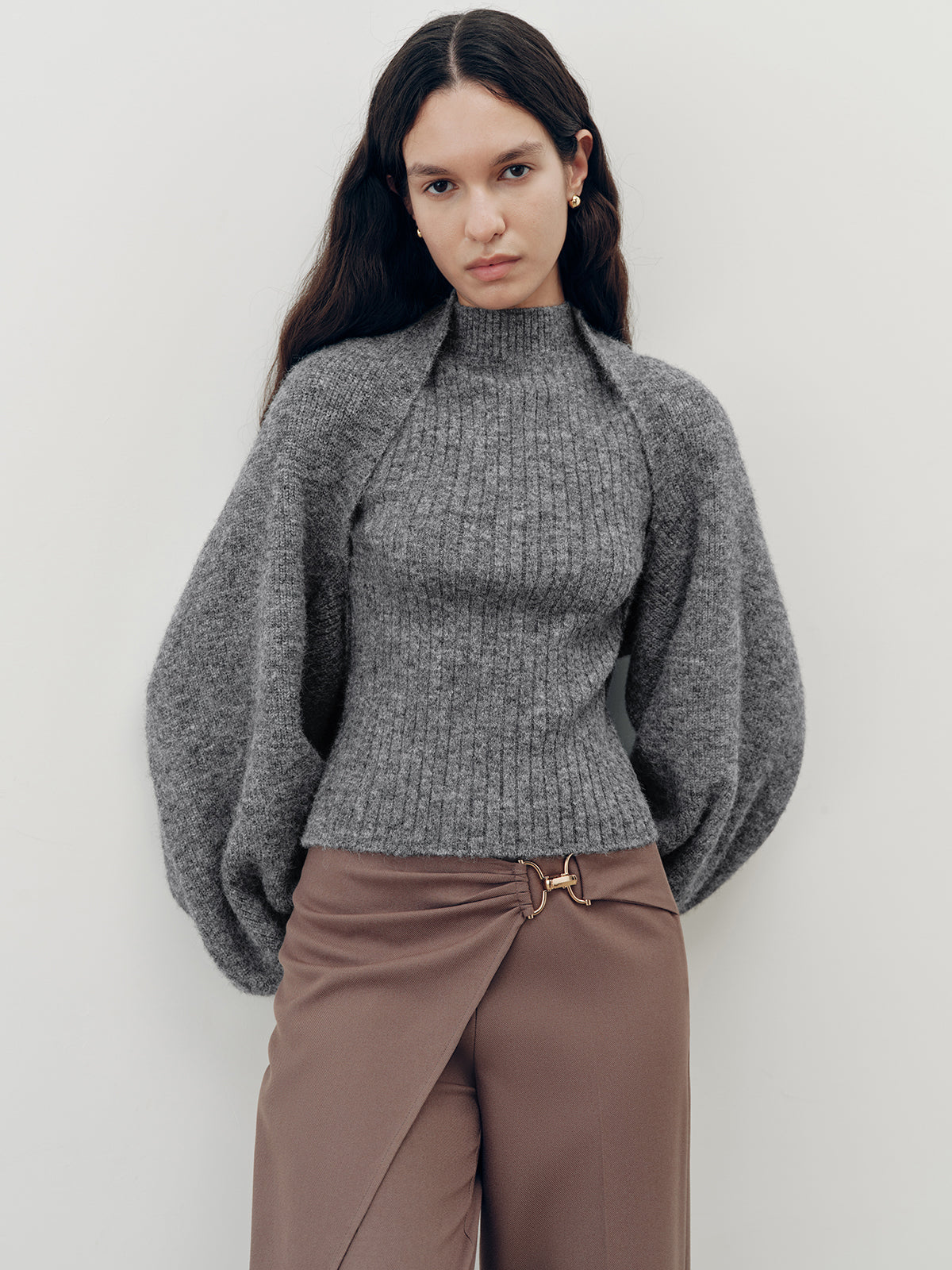 Zweiteiliges Wollmischgewebe-Set mit Rollkragenpullover