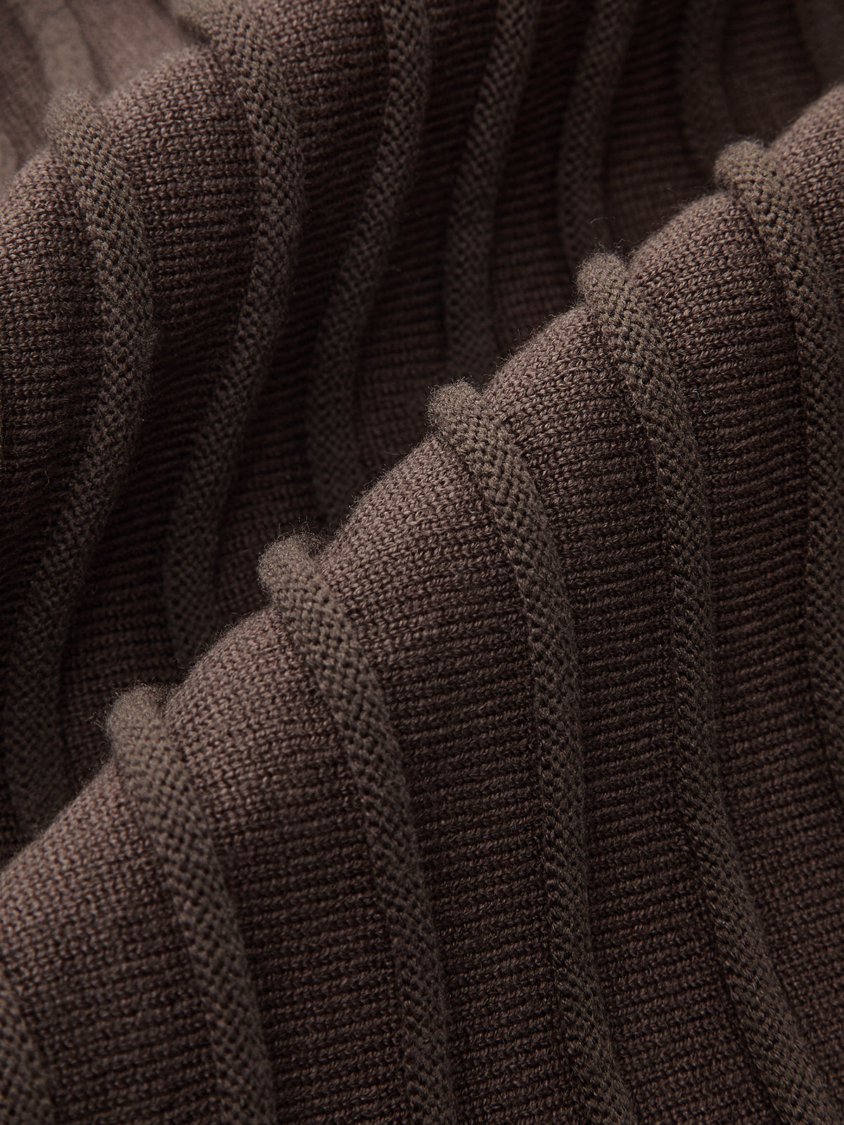 Textured Rib-Knit Mermaid Midi Skirt