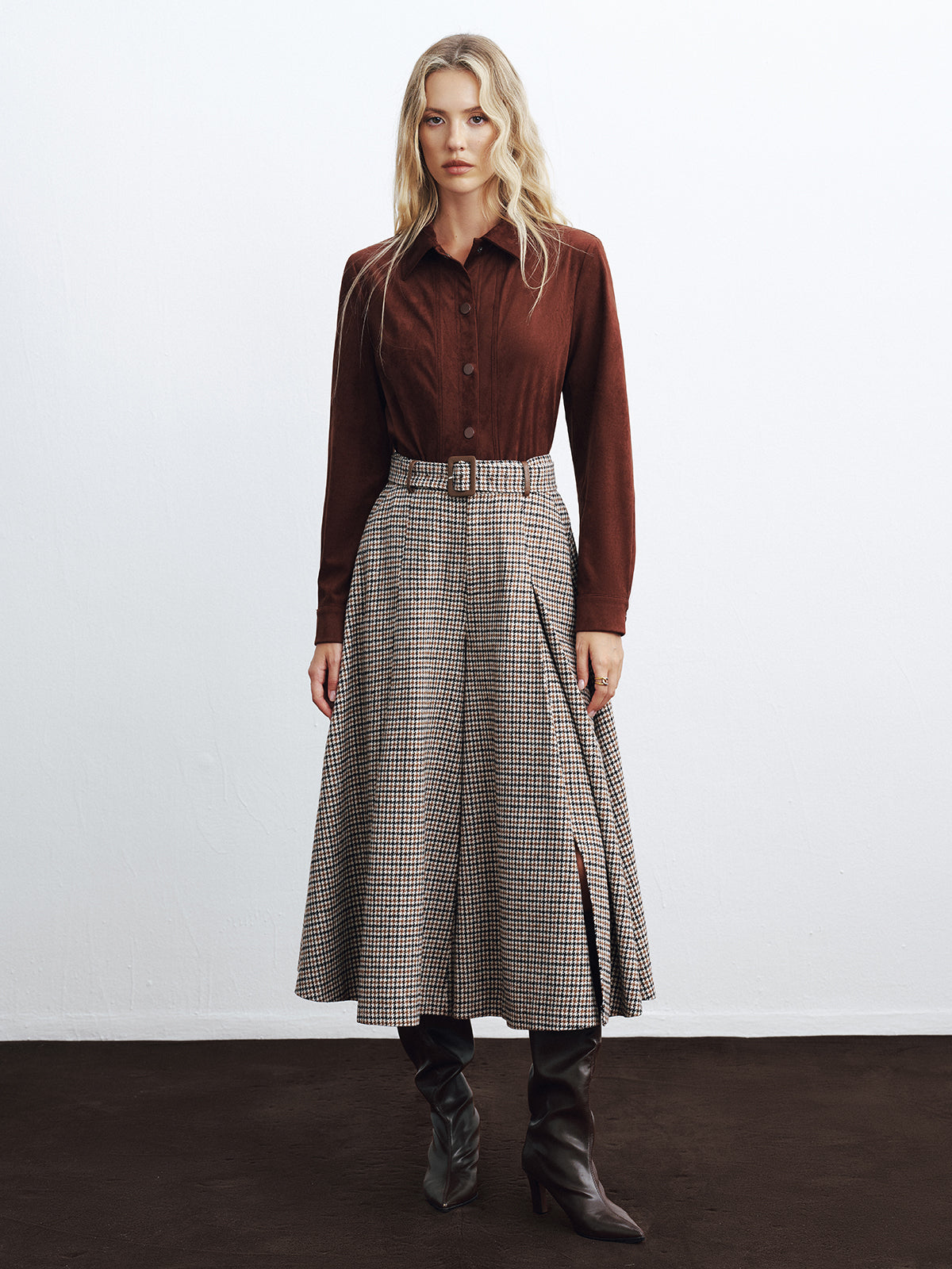 High-Waist Hose mit Gürtel und Hahnentrittmuster mit weitem Bein