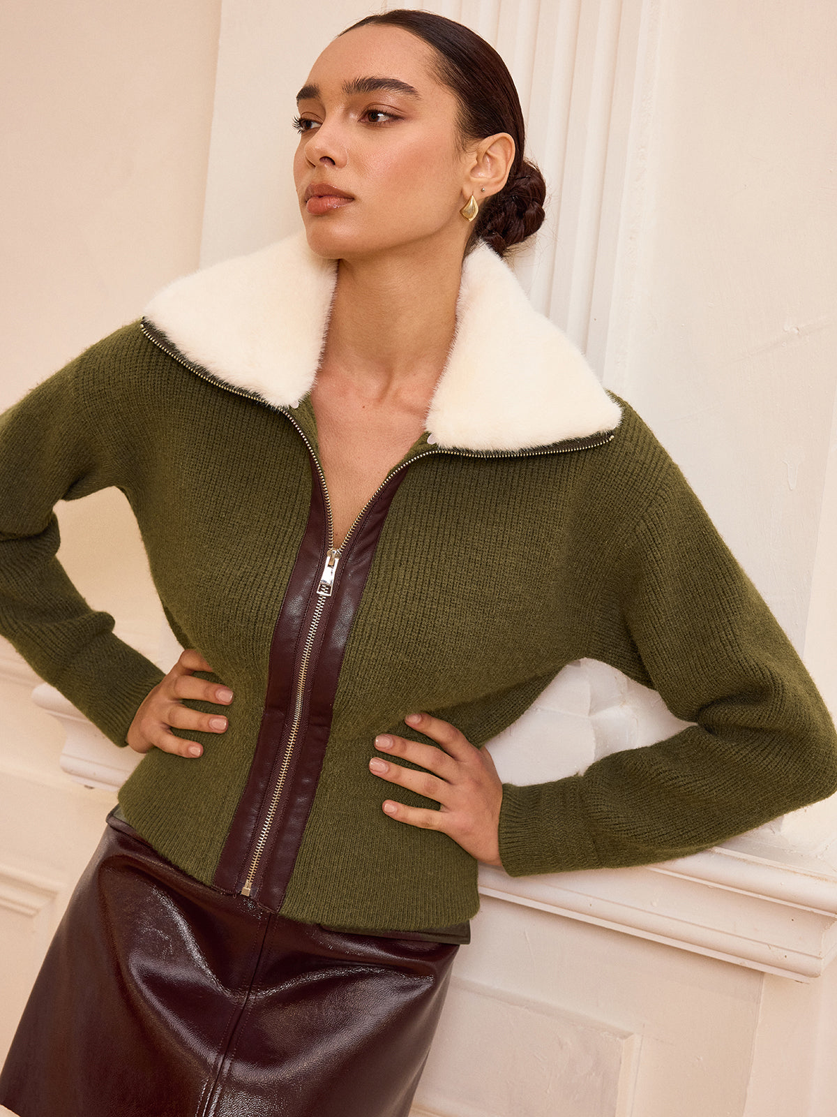 Faux Fur Collar Zip-Front Knit Outerwear