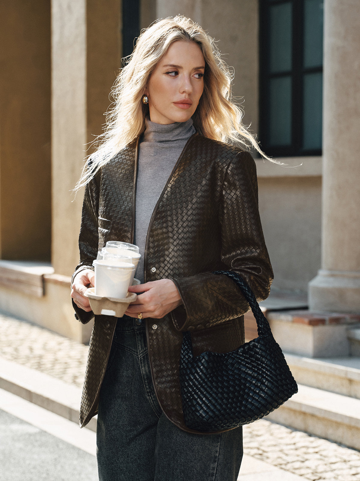 Blazer en simili cuir texturé tissé