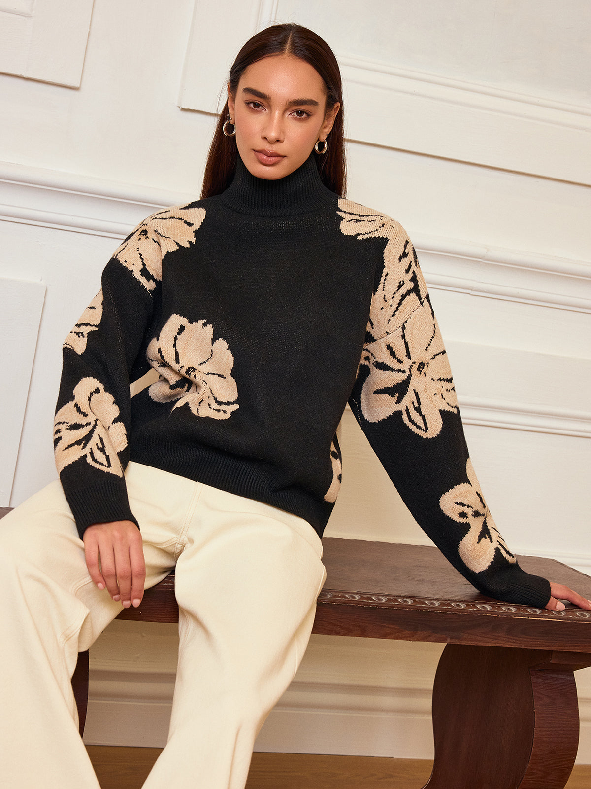 Haut en maille à col roulé fleuri