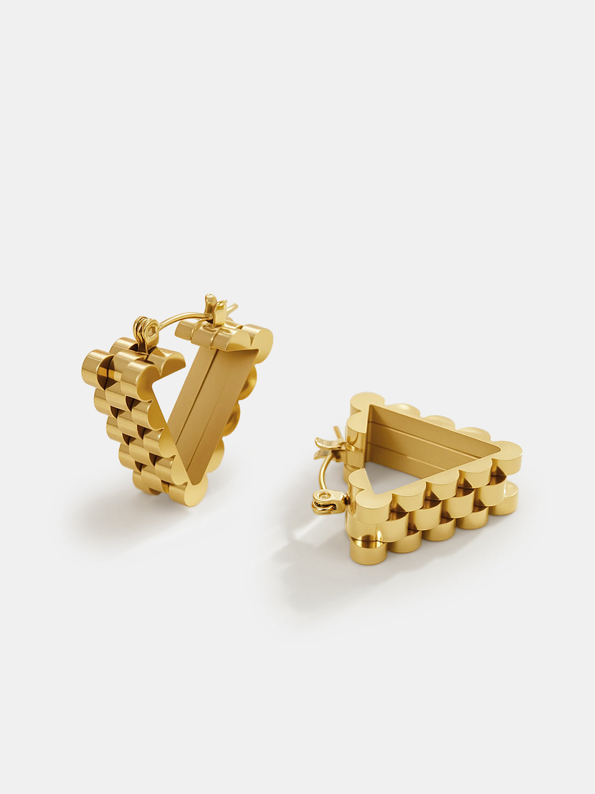 Boucles d'oreilles triangle engrenage doré