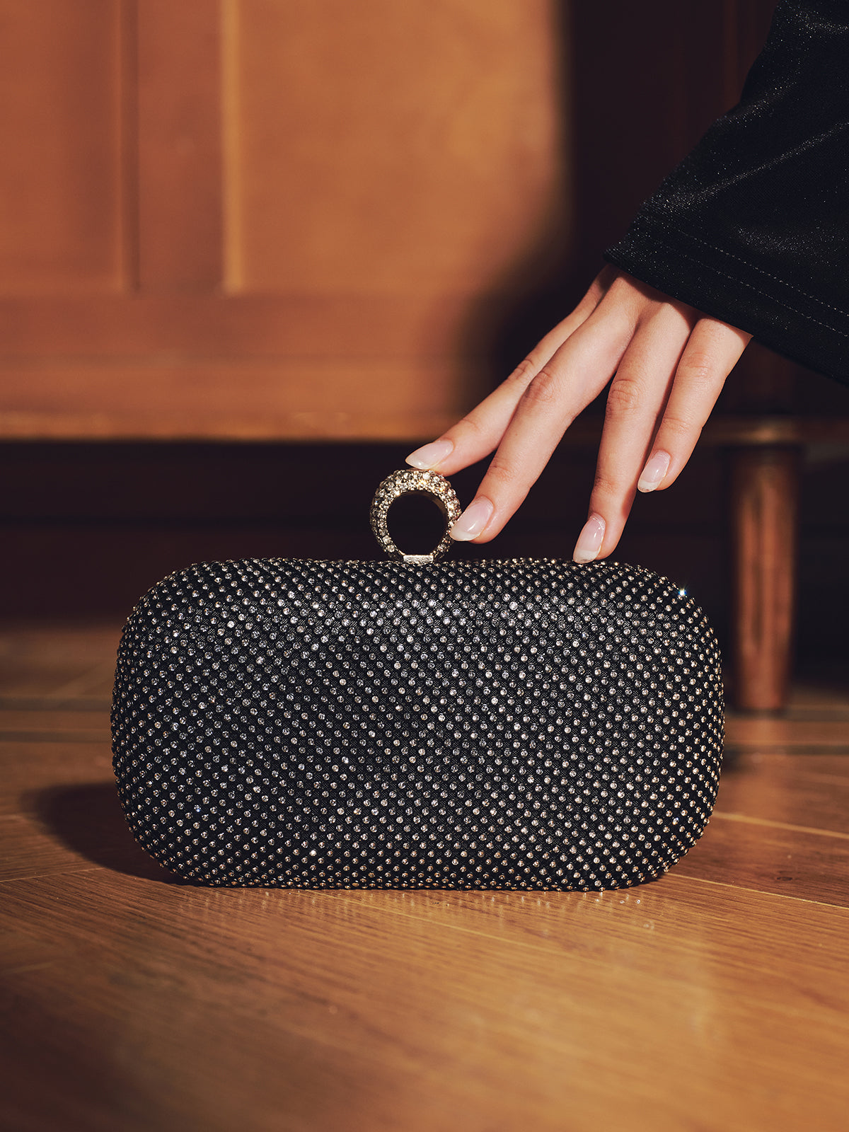 Rhinestone Embellished Clutch Bag