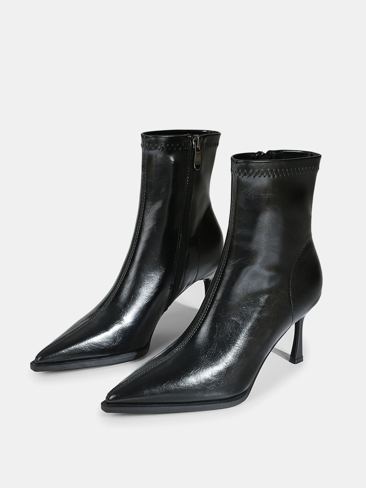 Spitze Kitten-Heel-Stiefeletten