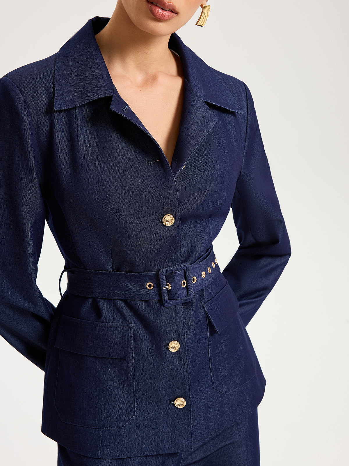 Taillierter Blazer aus Fake-Denim mit Metallknöpfen