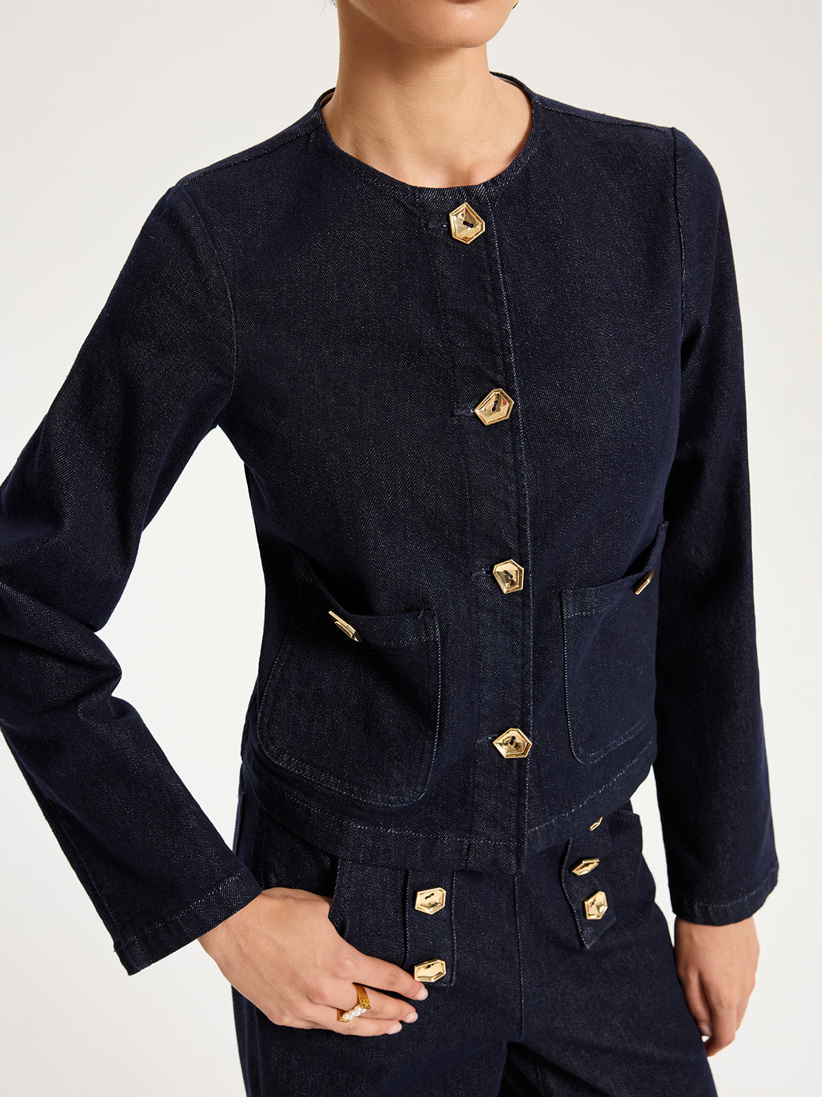 Veste en jean à boutons métalliques