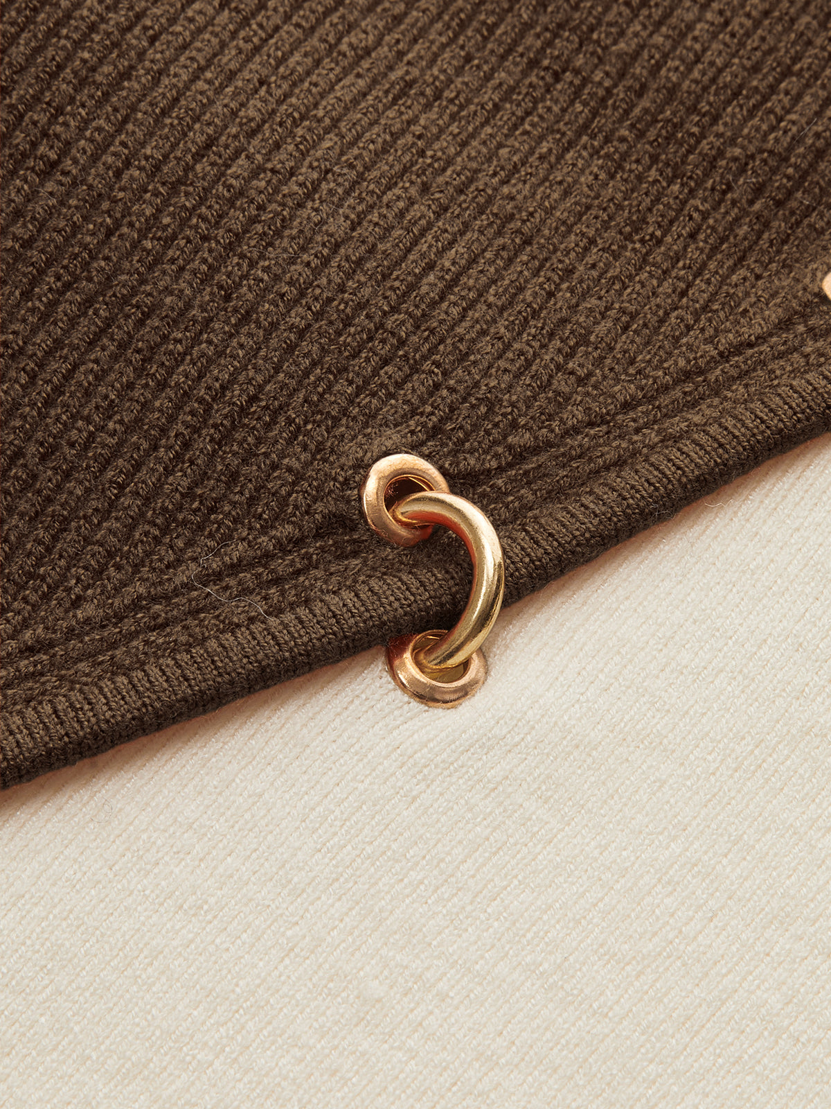 Metal Detail Color-Block Long Sleeve Knit Top