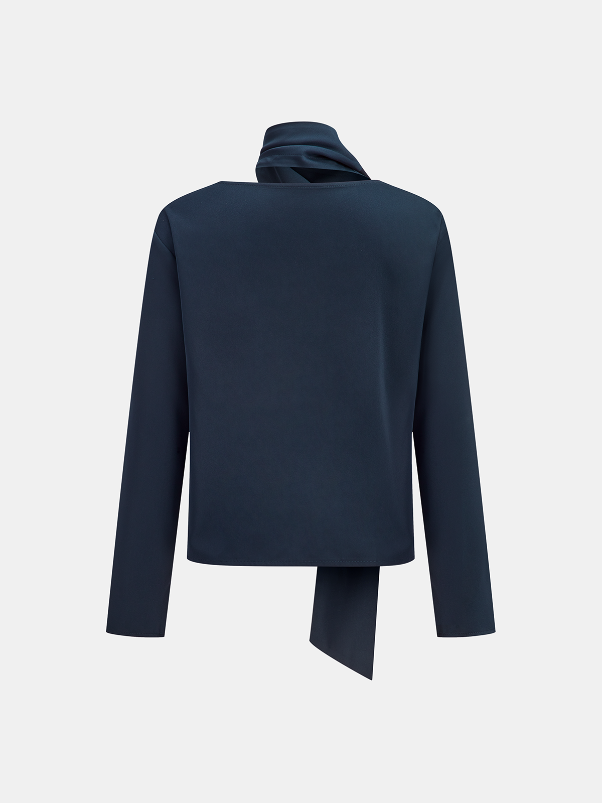 Asymmetrische Satinbluse mit Schleifenknoten und Knopfdetails