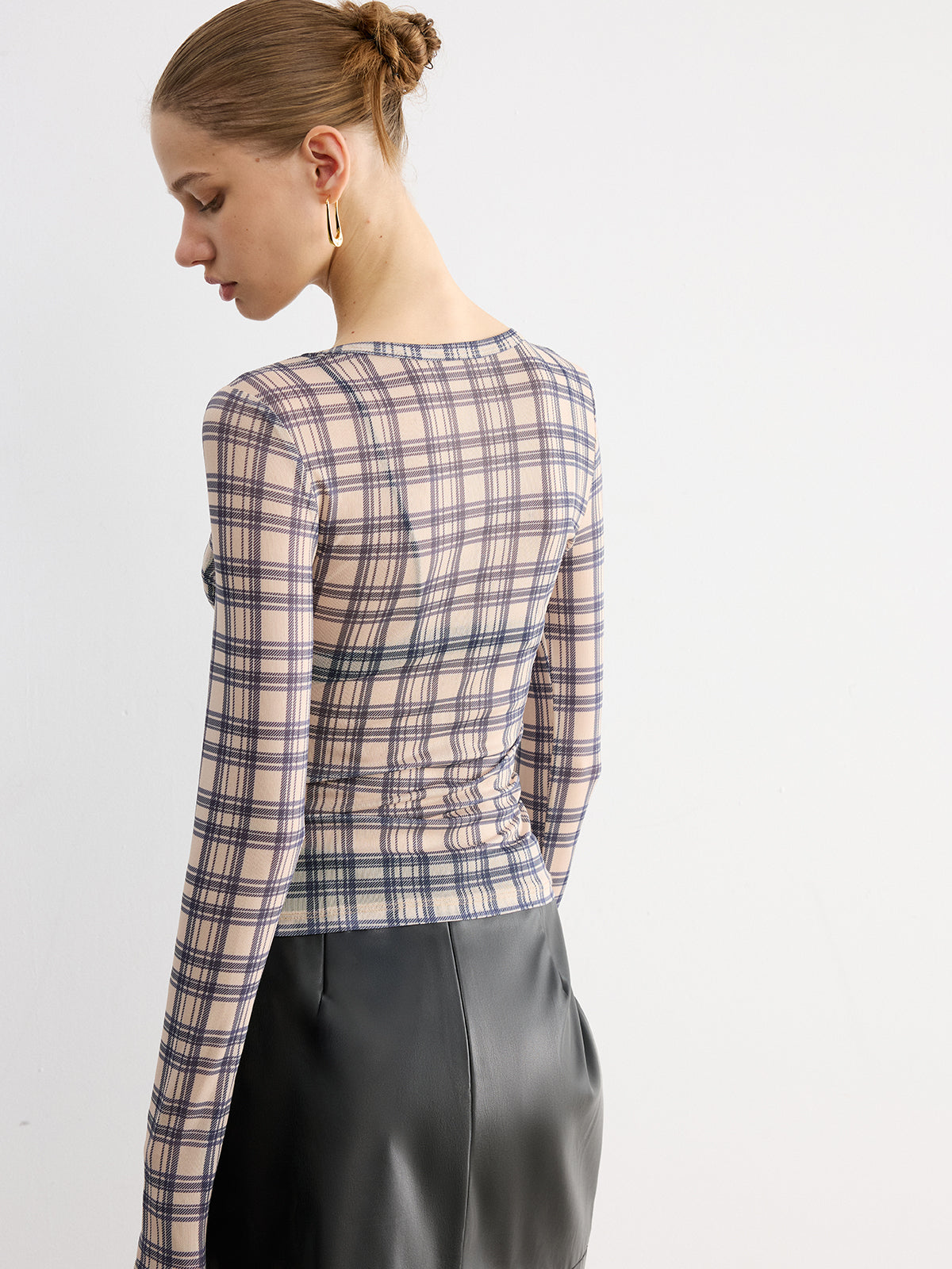 Kariertes, transparentes Langarm-Top