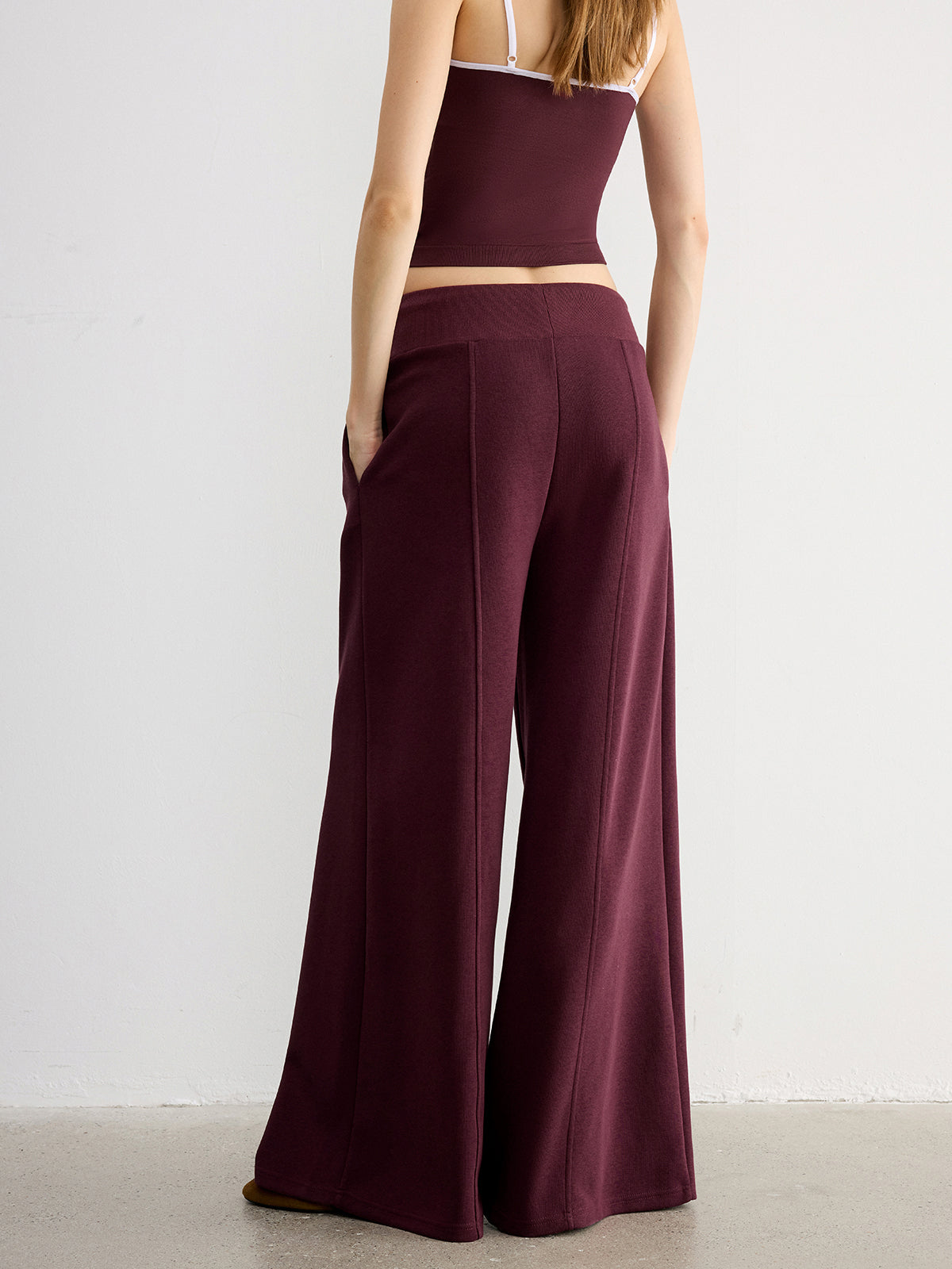 Strickhose mit weitem Bein und Kordelzug