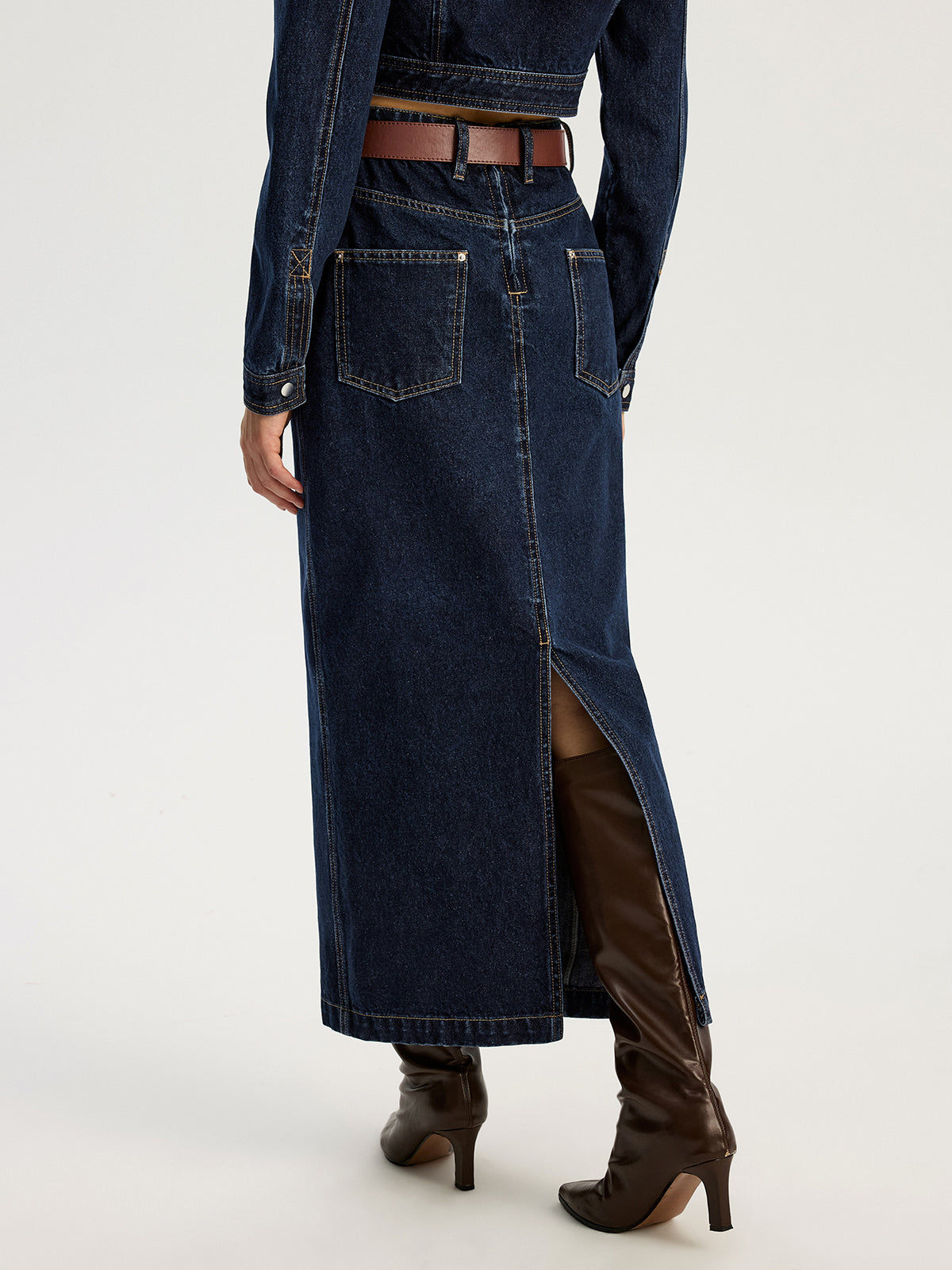 Maxirock aus Denim mit Gürtel