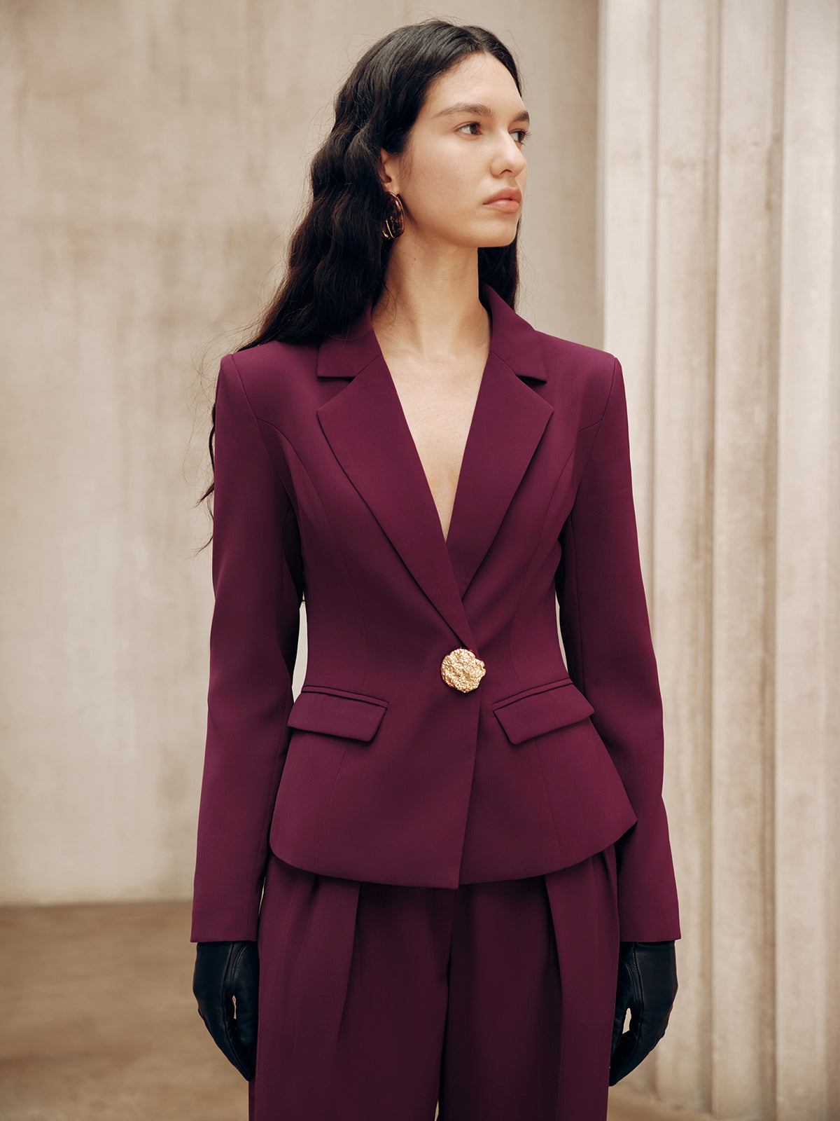Blazer ajusté avec détail métallique