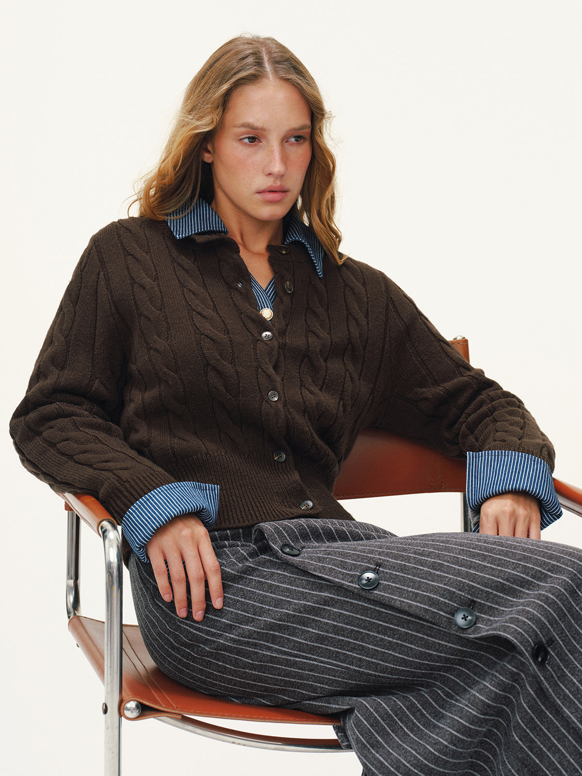Cardigan torsadé boutonné sur le devant
