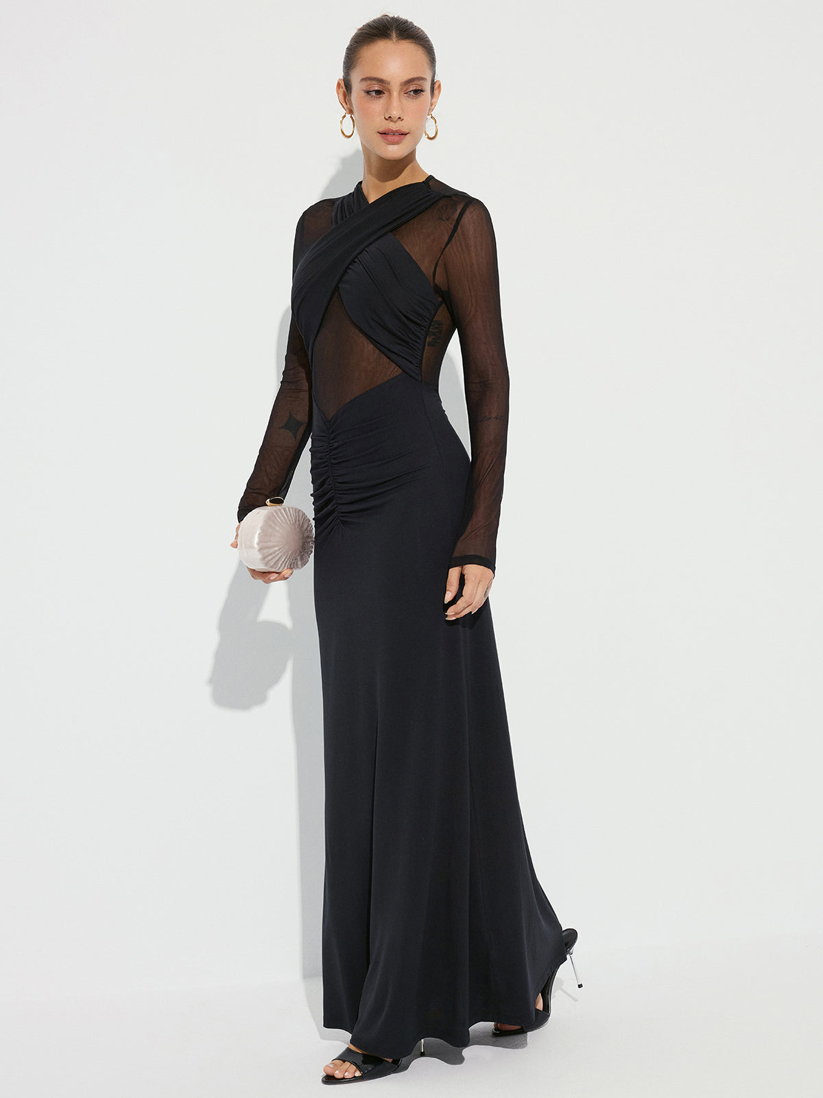 Maxikleid mit gerafftem Mesh-Einsatz vorne