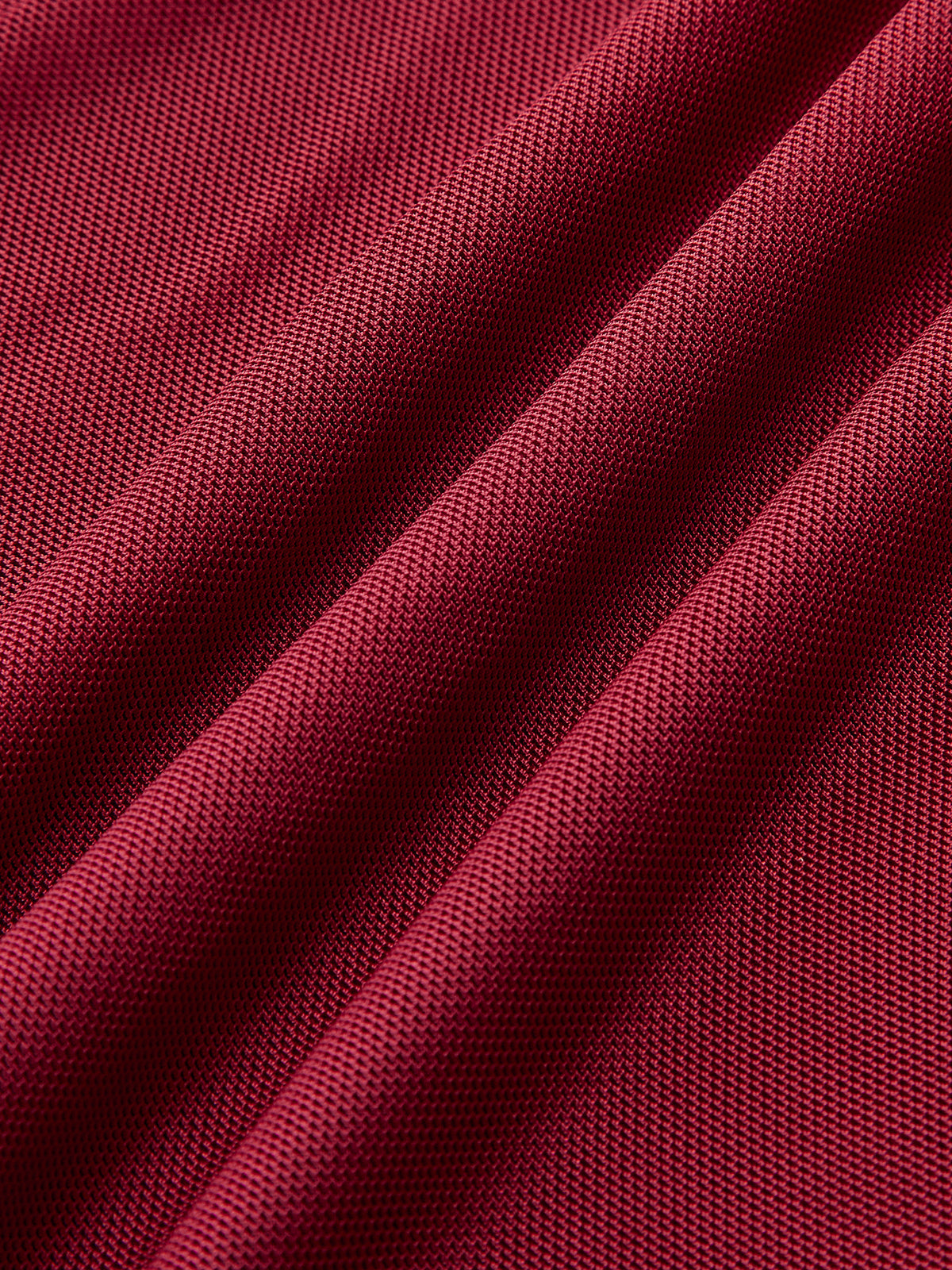 Mini-robe ruchée en maille semi-transparente