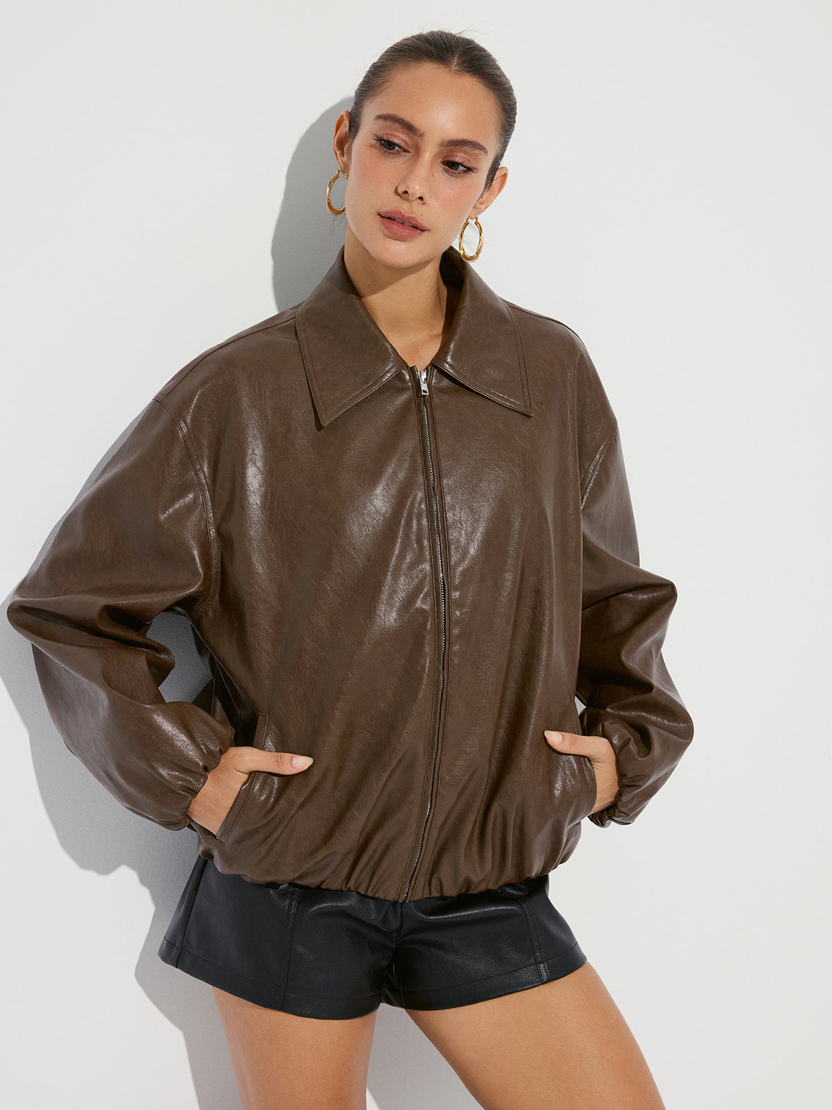 Blouson en similicuir à col et fermeture éclair