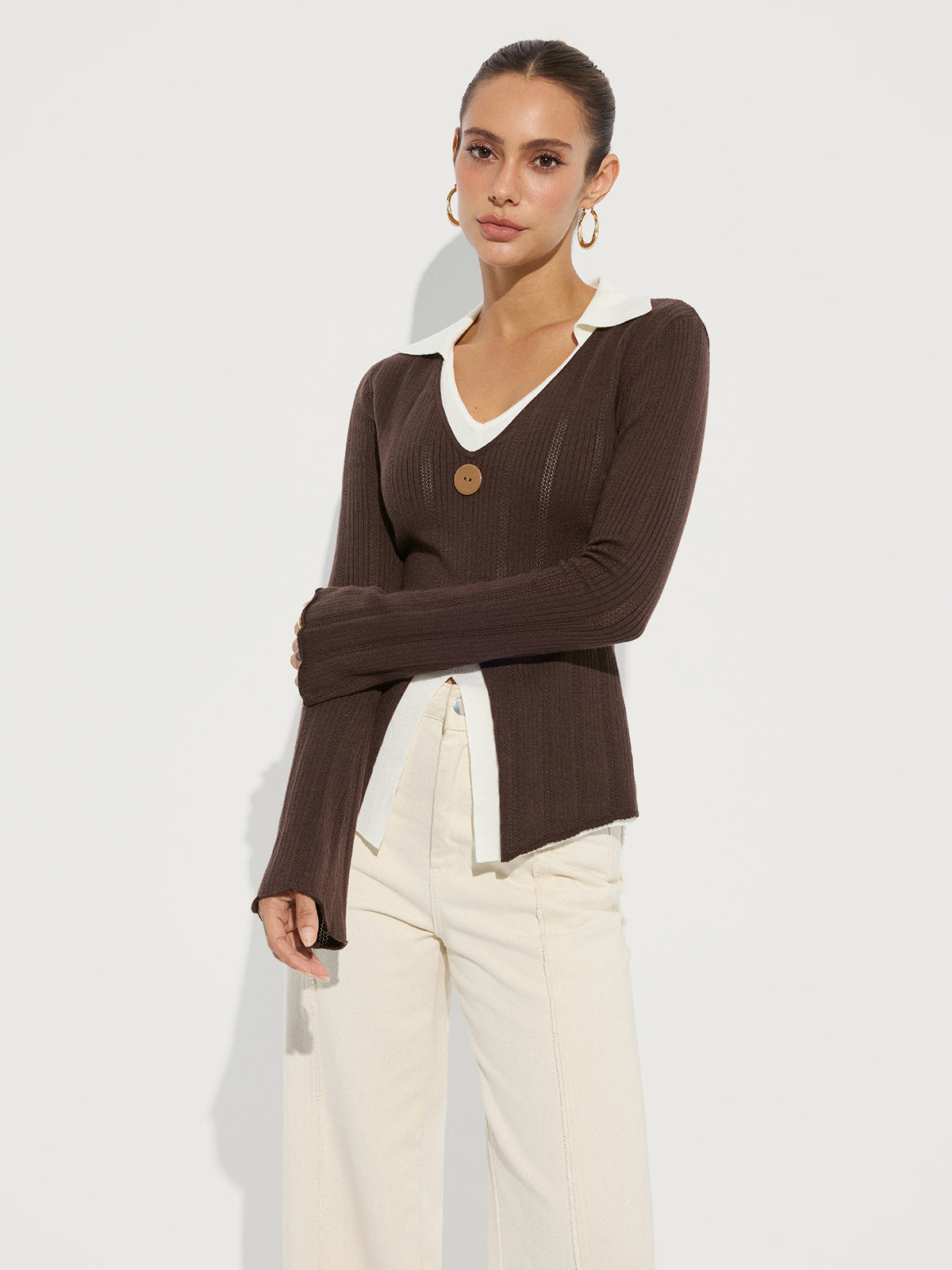Stricktop aus Wollmix mit Kontrastkragen
