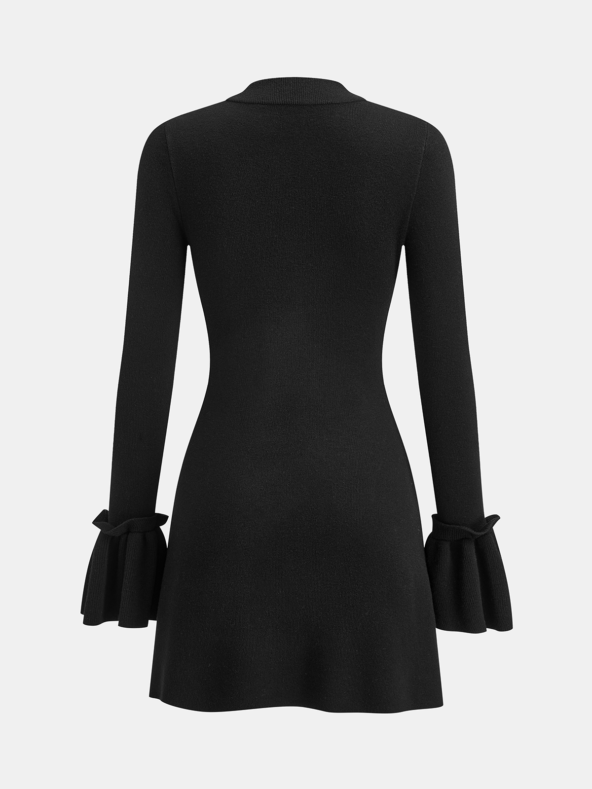 Robe en maille à col montant et manches cloche avec détails métalliques