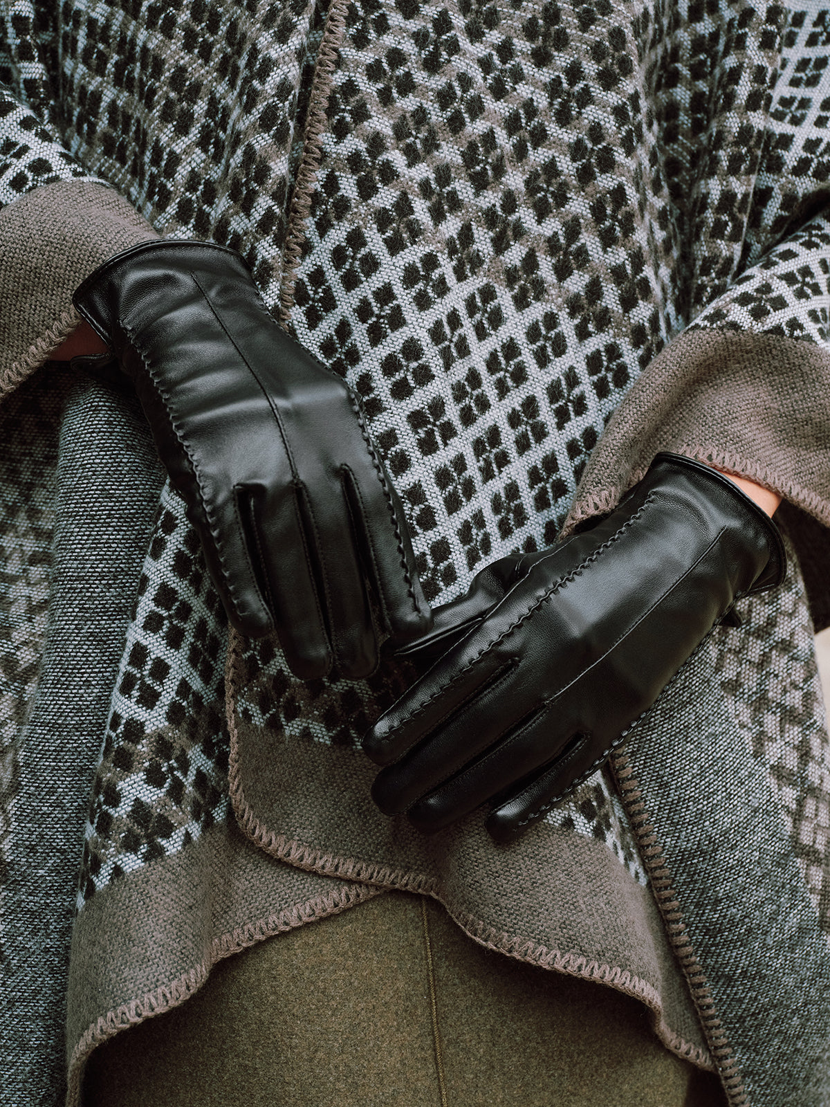 PU Leather Gloves with Stitched Detail