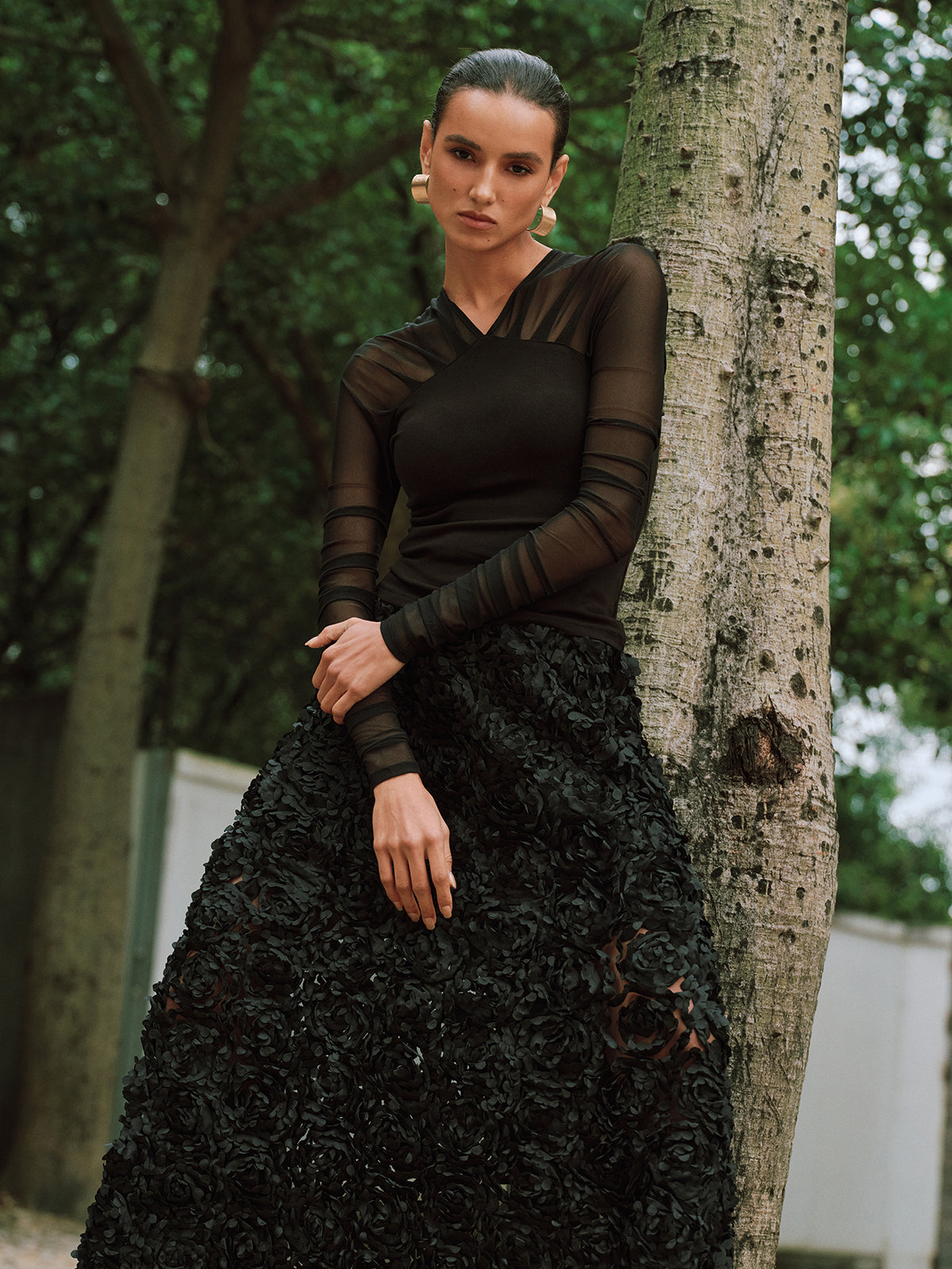 Transparente Bluse mit Mesh-Einsätzen und V-Ausschnitt