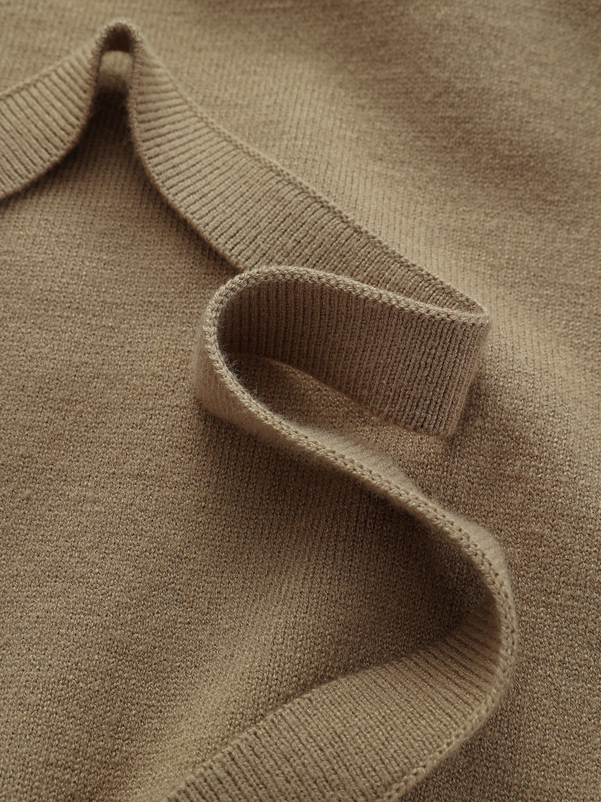 Pullover mit Cut-Out-Schultern und Bindedetail am Rücken