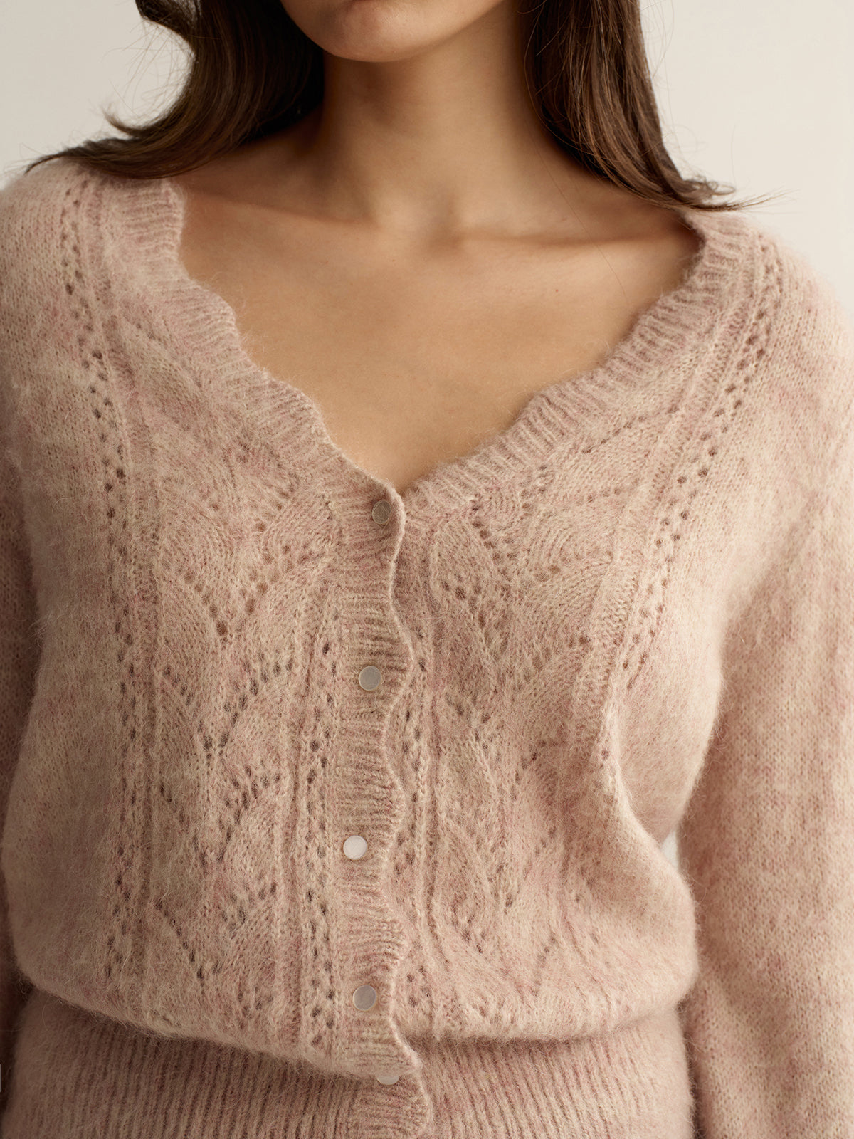 Scalloped Edge Wool-Blend Knit Cardigan